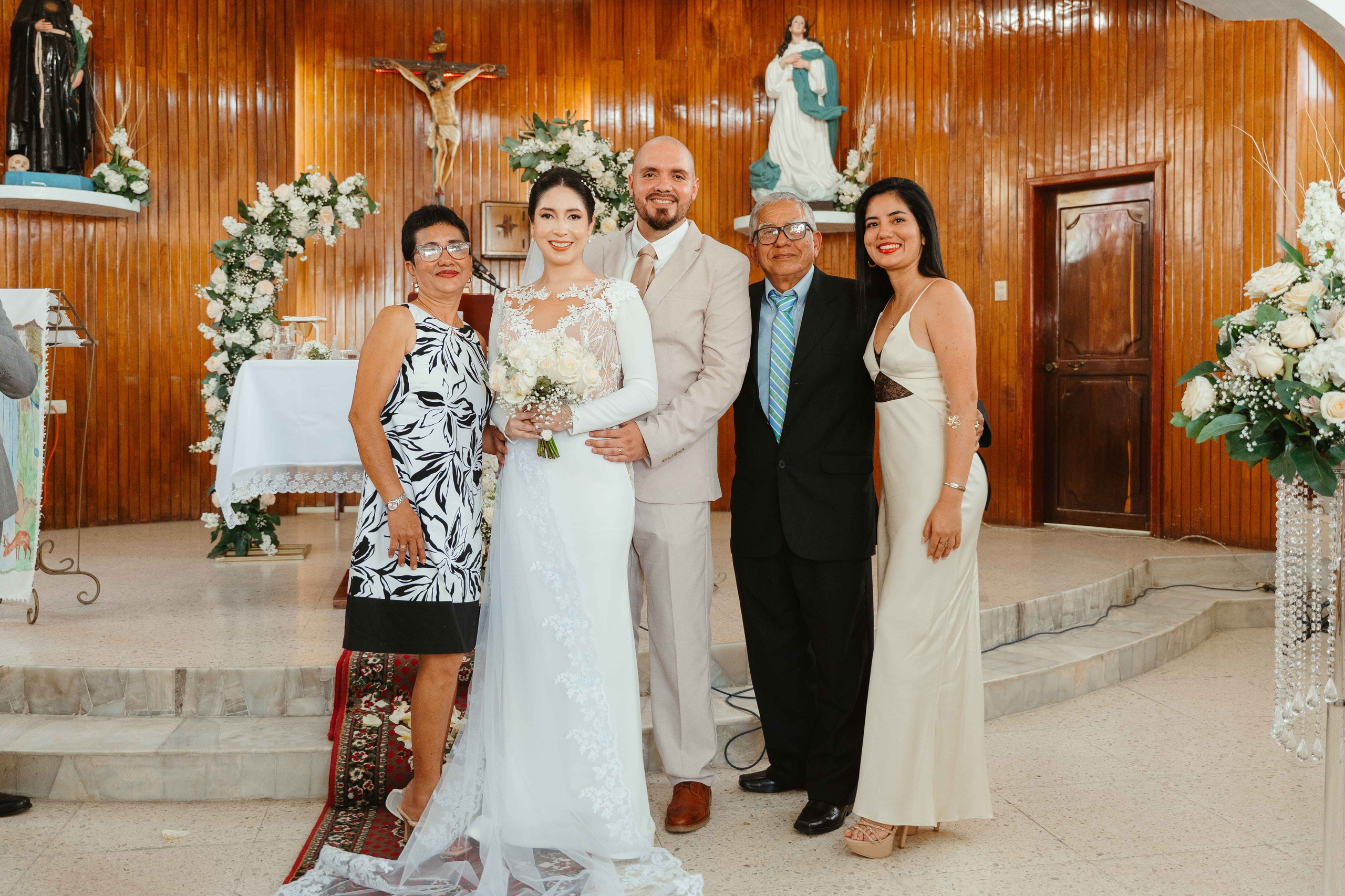 Karina y Daniel. Fotógrafo de bodas en Loja Ecuador | Piero Alvarez PH