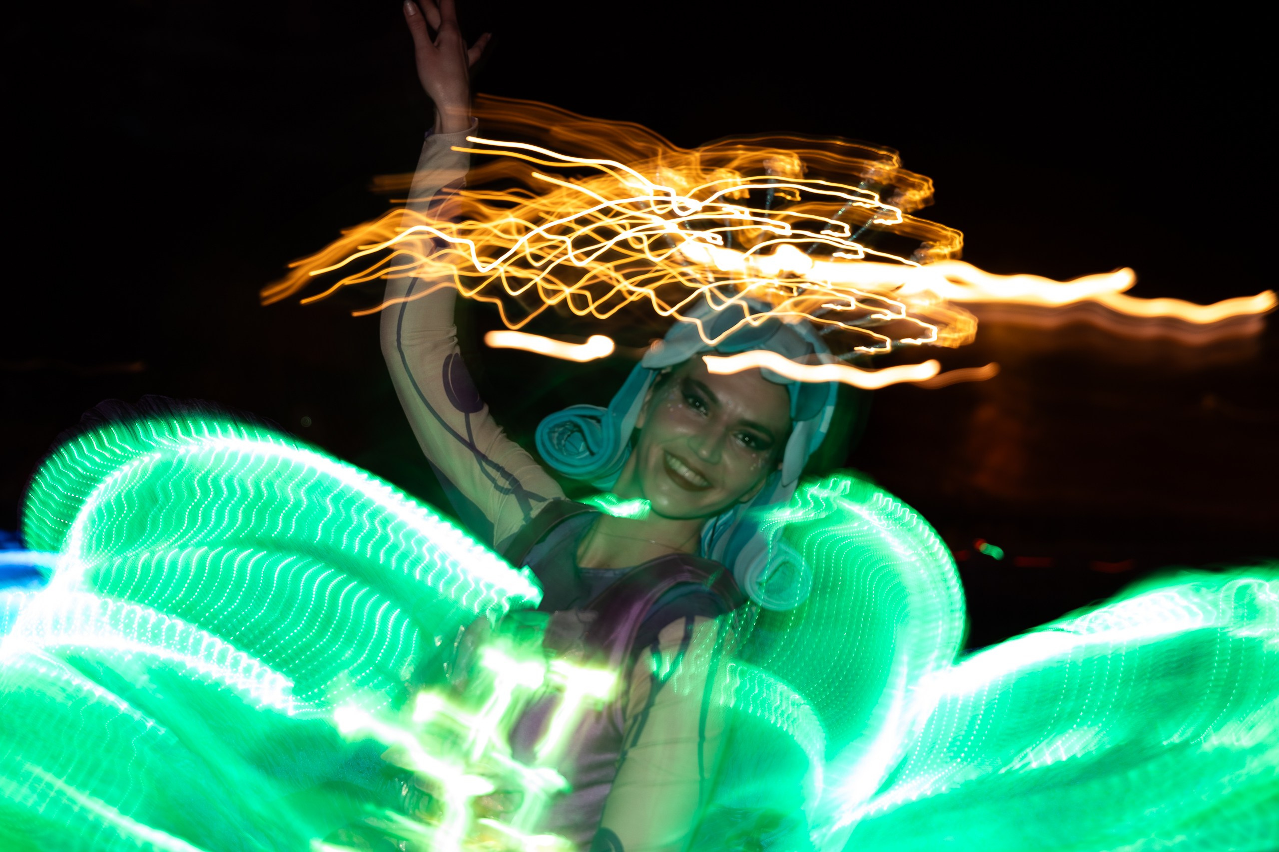 Ночной парад freezlight