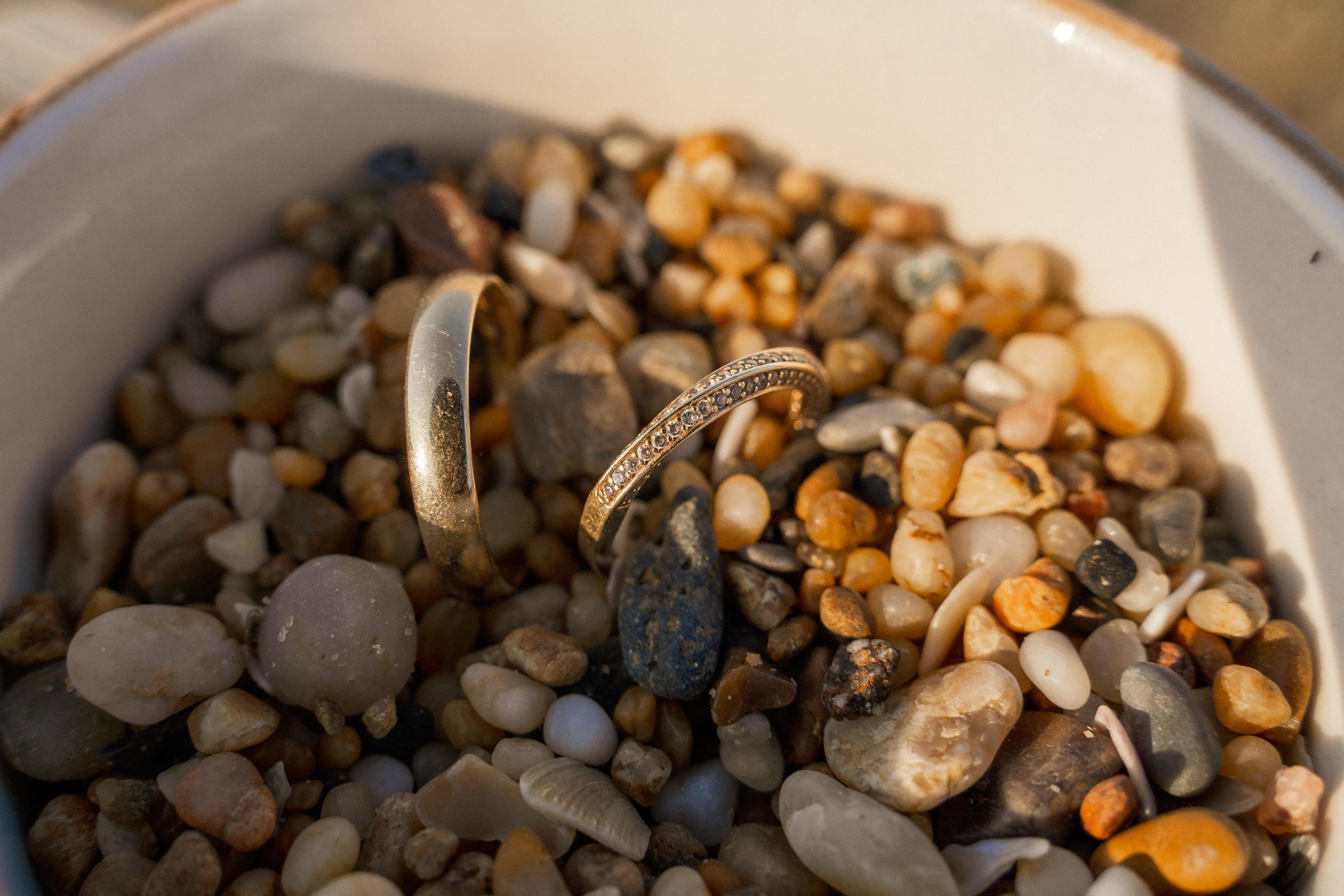 Свадебные фотосессии в Стамбуле. Wedding, family and lifestyle photographer Anatoly. Photo sessions on rooftops with seagulls. Istanbul