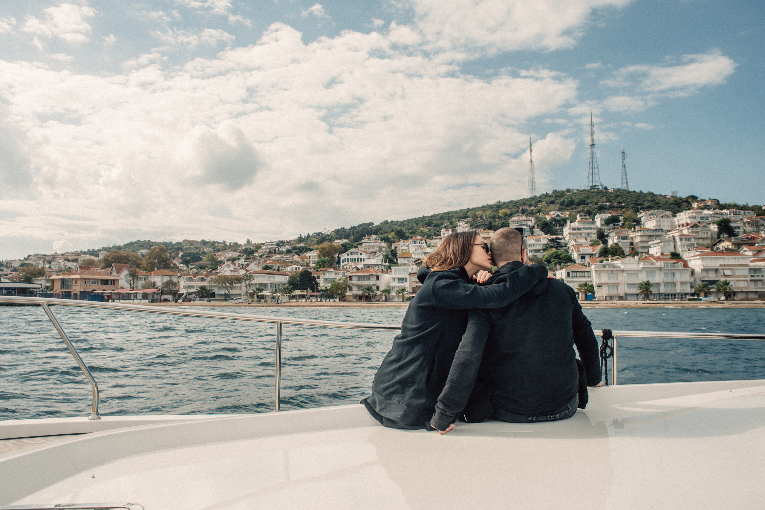 Фотосессия Love Story в Стамбуле. Фотограф в Стамбуле Анатолий. Лайфстайл фотограф в Стамбуле Анатолий. Фотосессии на крышах с чайками