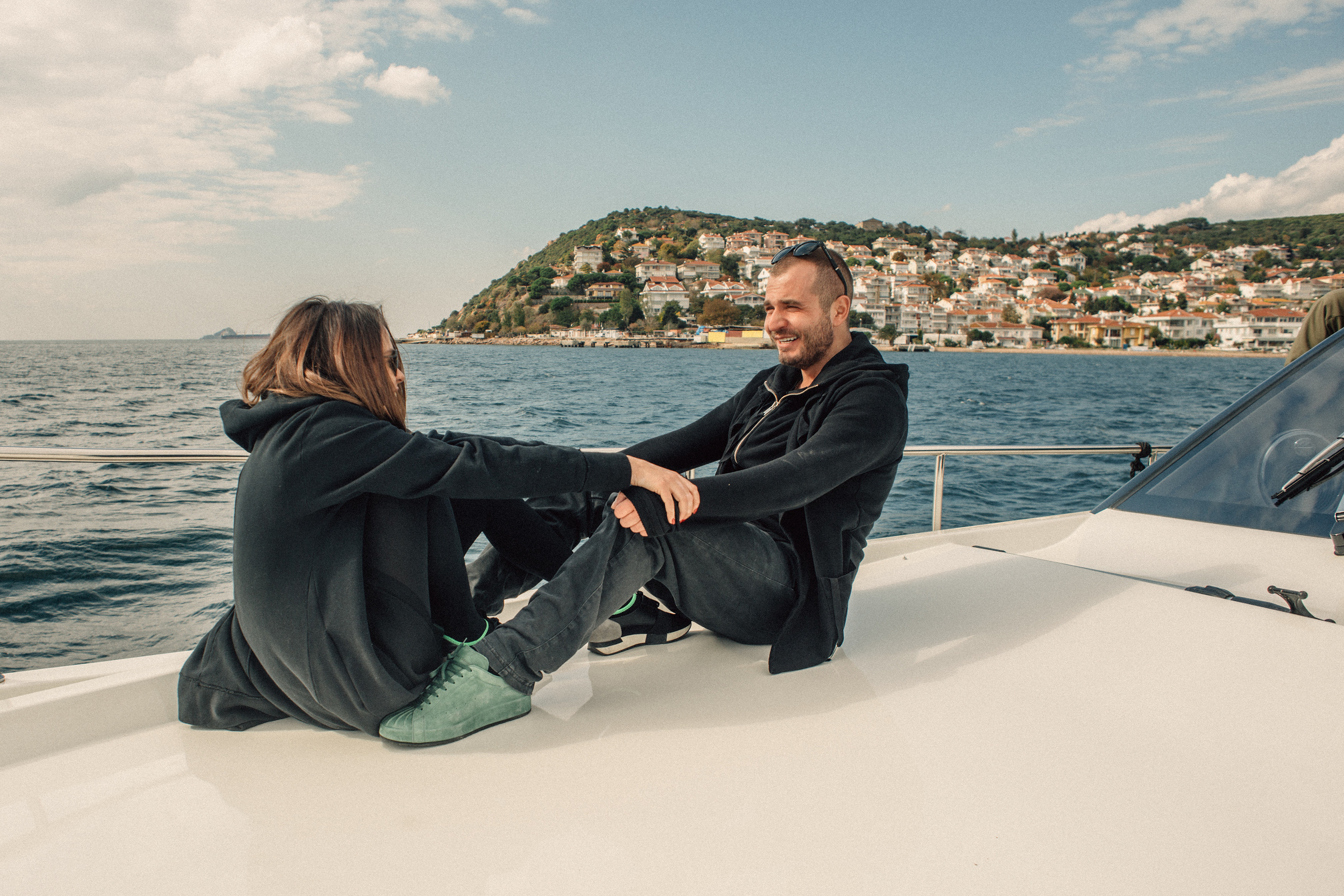 Фотосессия Love Story в Стамбуле. Фотограф в Стамбуле Анатолий. Лайфстайл фотограф в Стамбуле Анатолий. Фотосессии на крышах с чайками