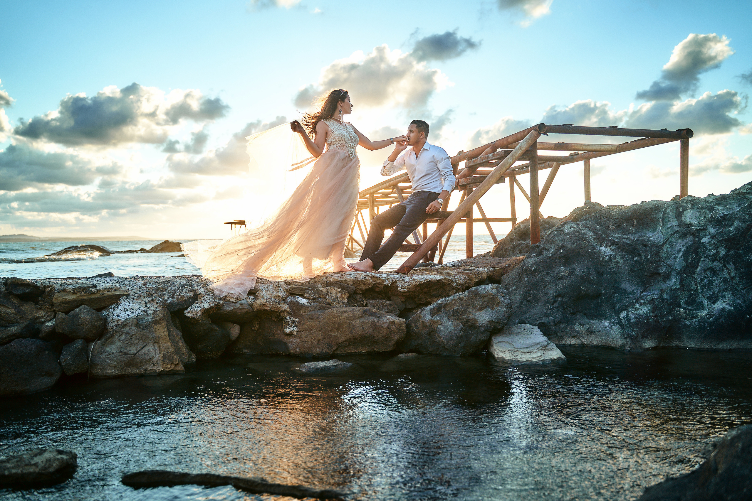 Романтическая фотосессия на закате в Стамбуле