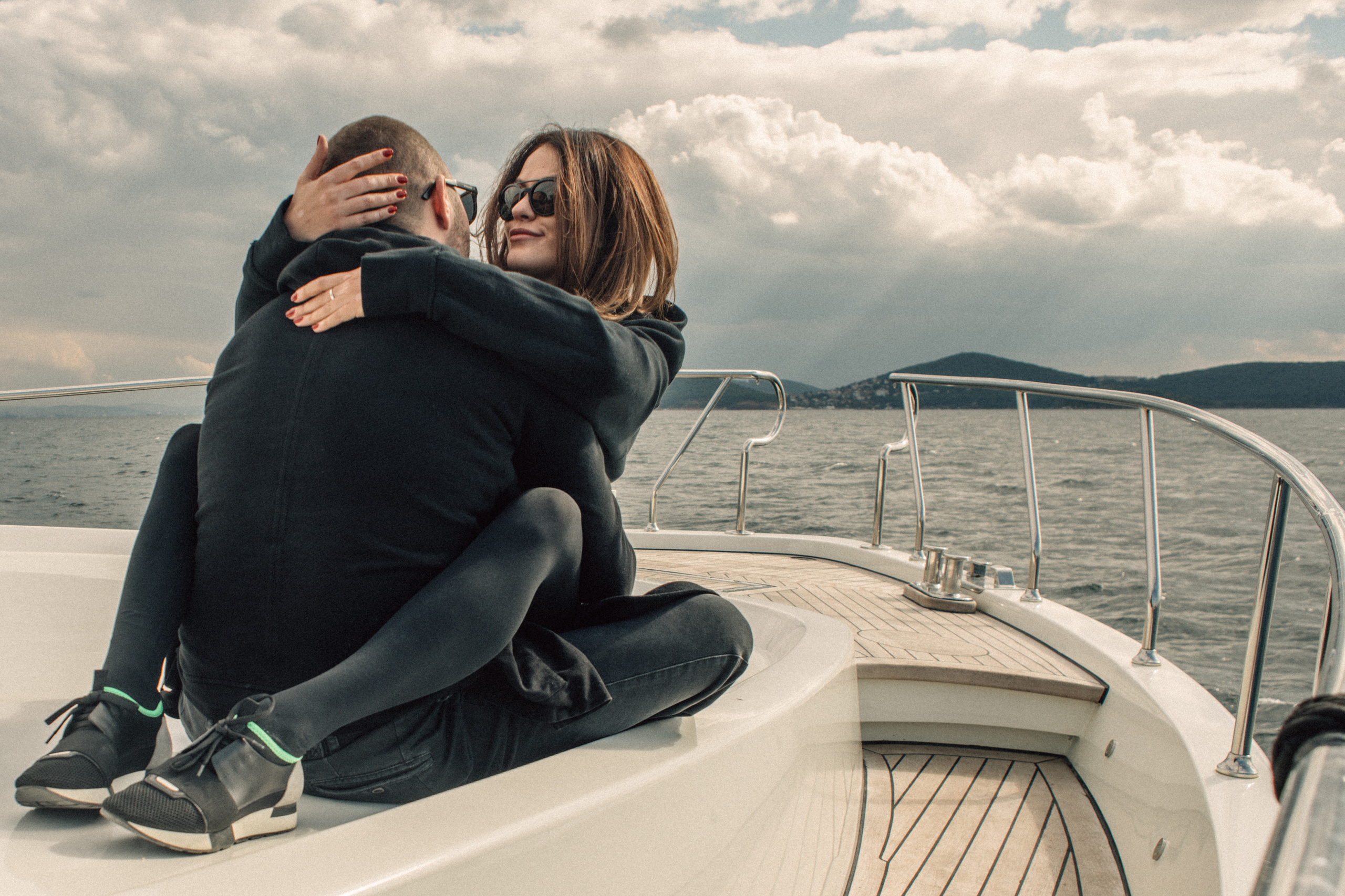 Фотосессия Love Story в Стамбуле. Фотограф в Стамбуле Анатолий. Лайфстайл фотограф в Стамбуле Анатолий. Фотосессии на крышах с чайками