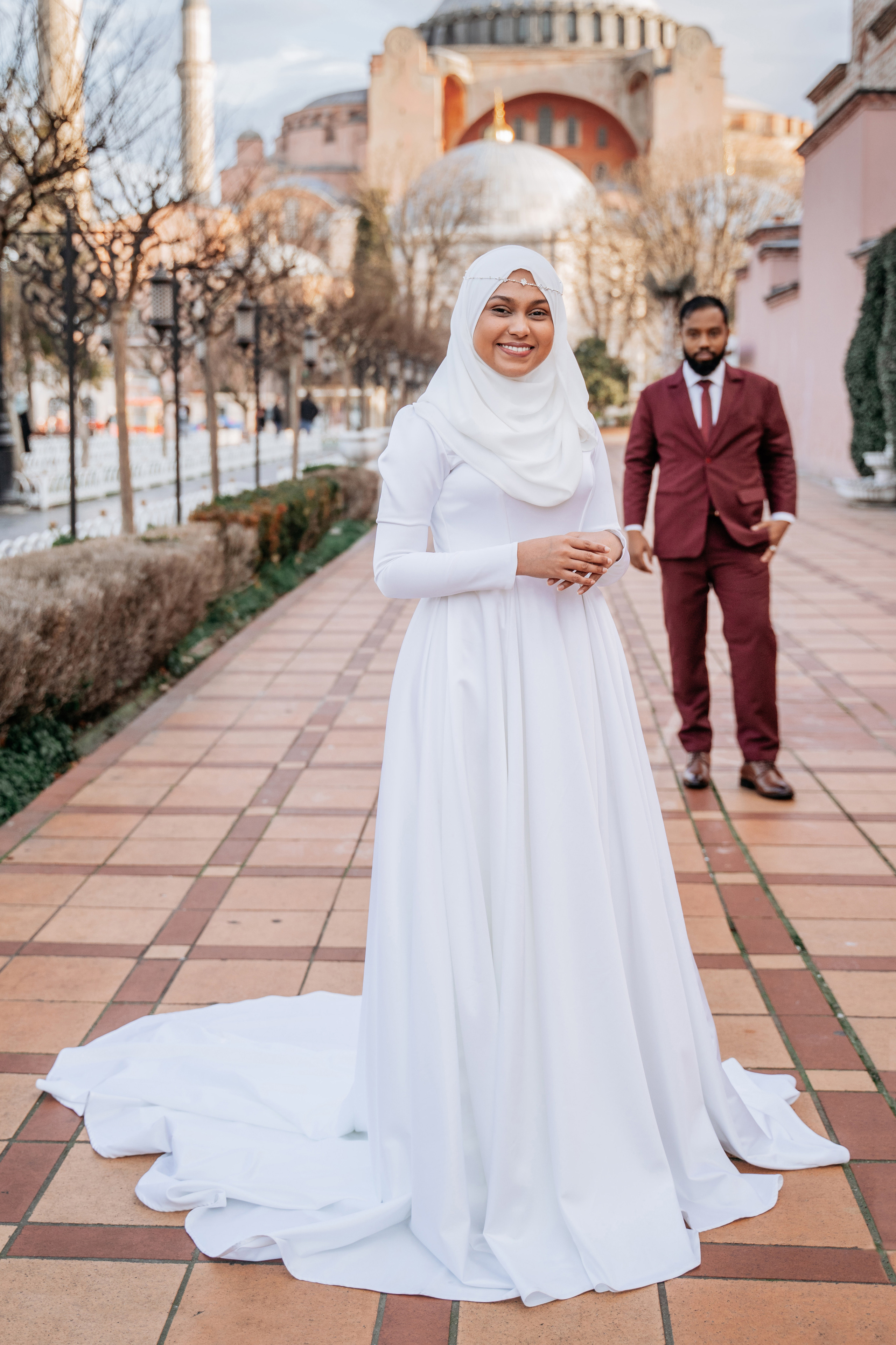 Свадебные фотосессии в Стамбуле. Wedding, family and lifestyle photographer Anatoly. Photo sessions on rooftops with seagulls. Istanbul