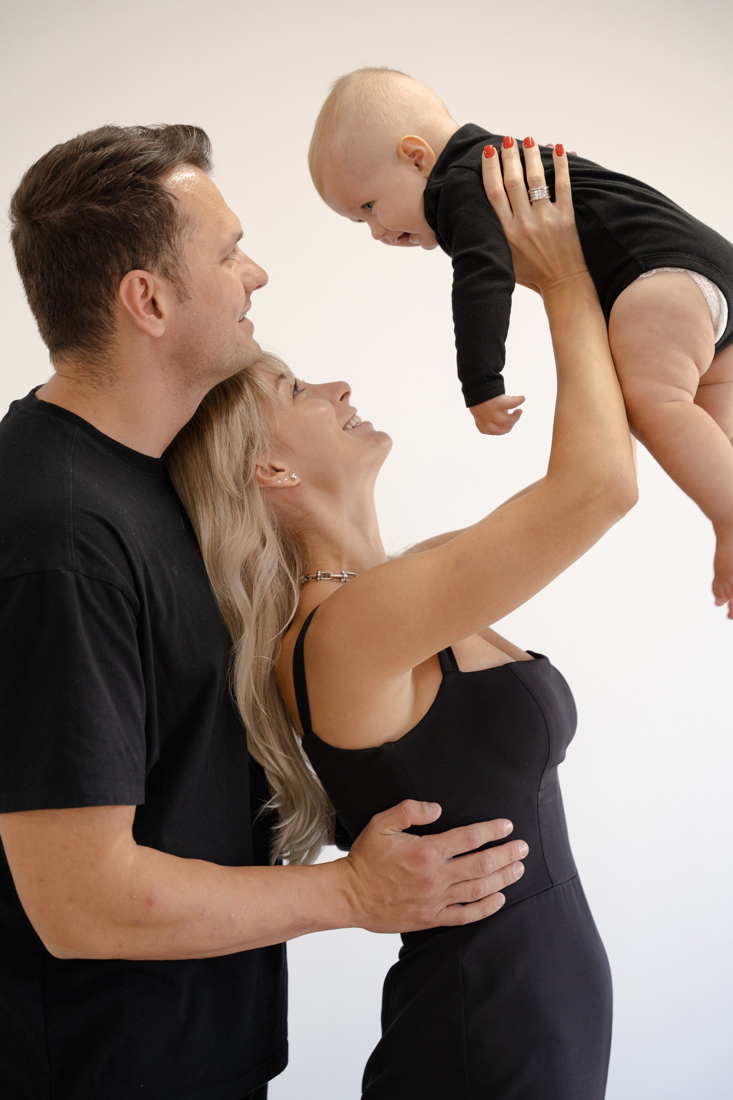 Santa Monica family photographer. Los Angeles family photographer. Family photoshoot. Family photographer. Family photoshoot. 