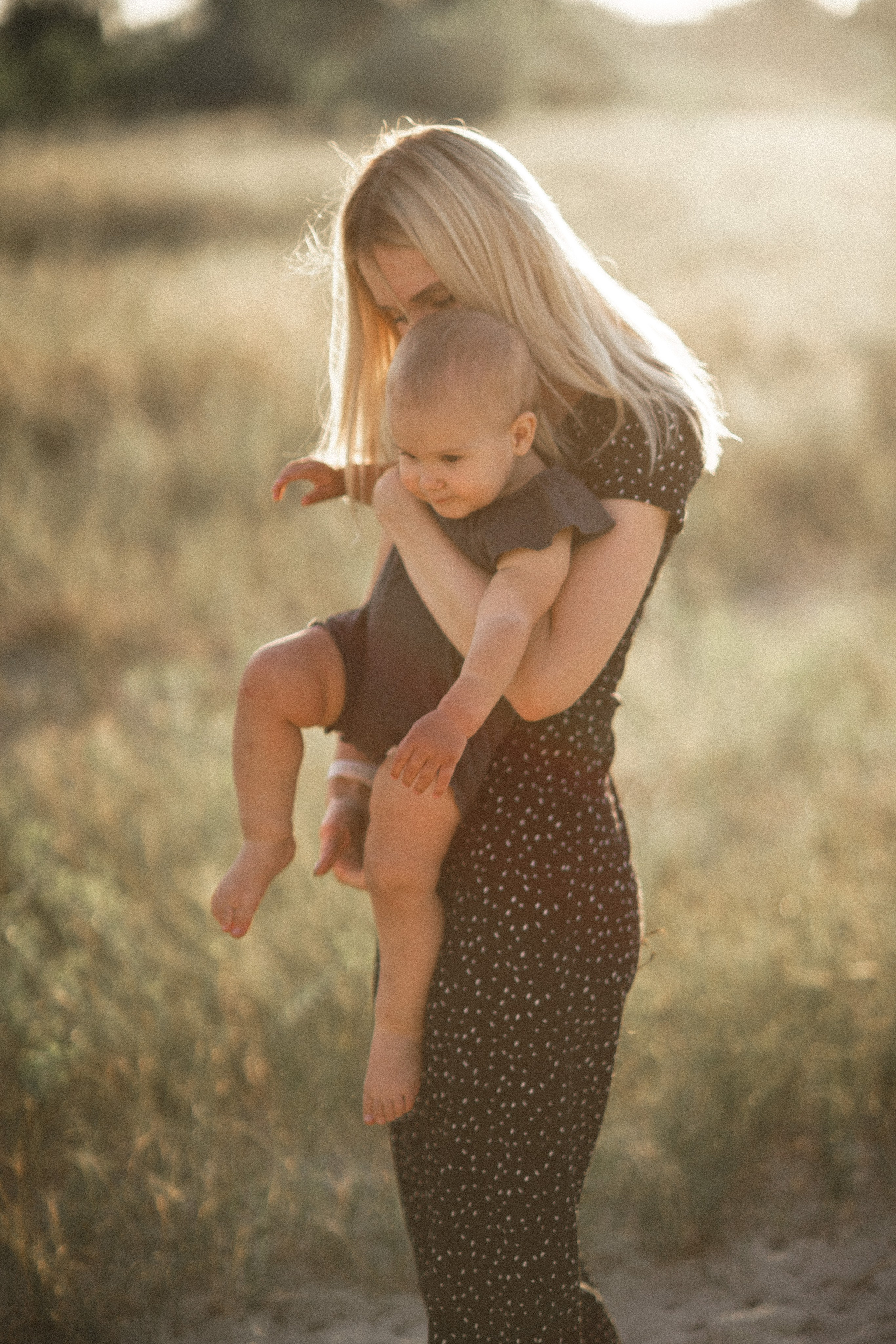 Family outdoor summer shooting. Wedding and family photographer Ireland