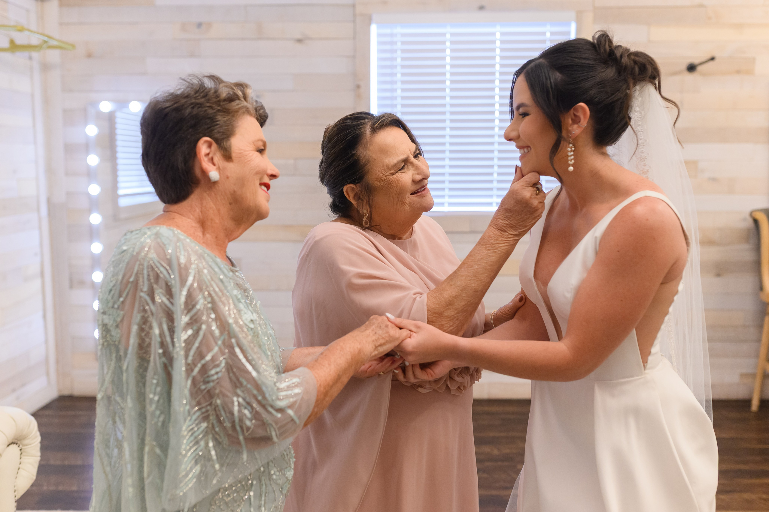 G + F. Wedding photographer in Orlando, Boston & New York Anderson Marques