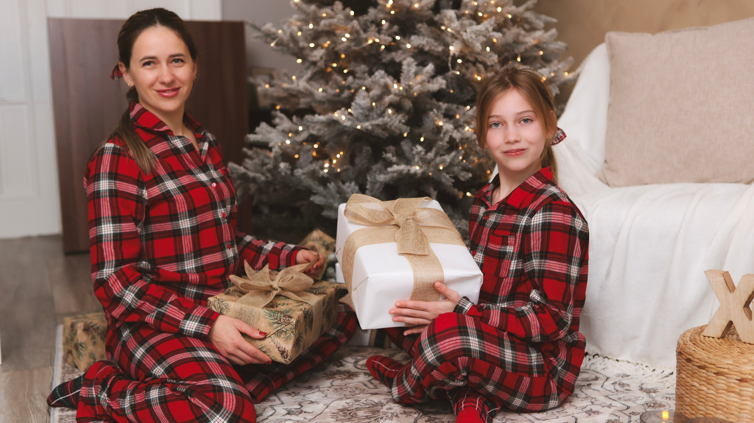 Mum and Daughter Christmas magic. Photographer Margarita Antonova in Naas, Co Kildare