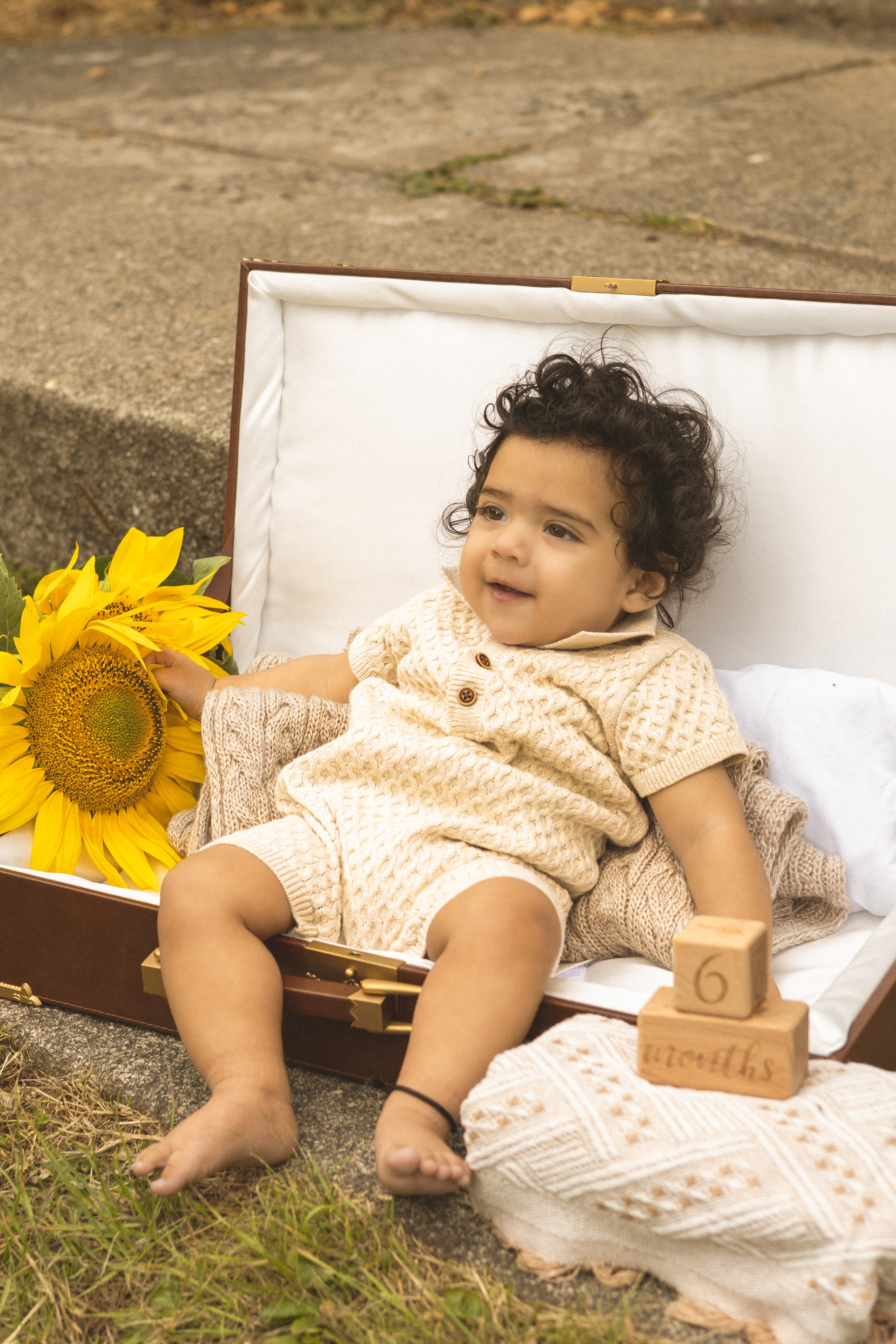Zaiden’s 6 Months. Photographer Margarita Antonova in Naas, Co Kildare