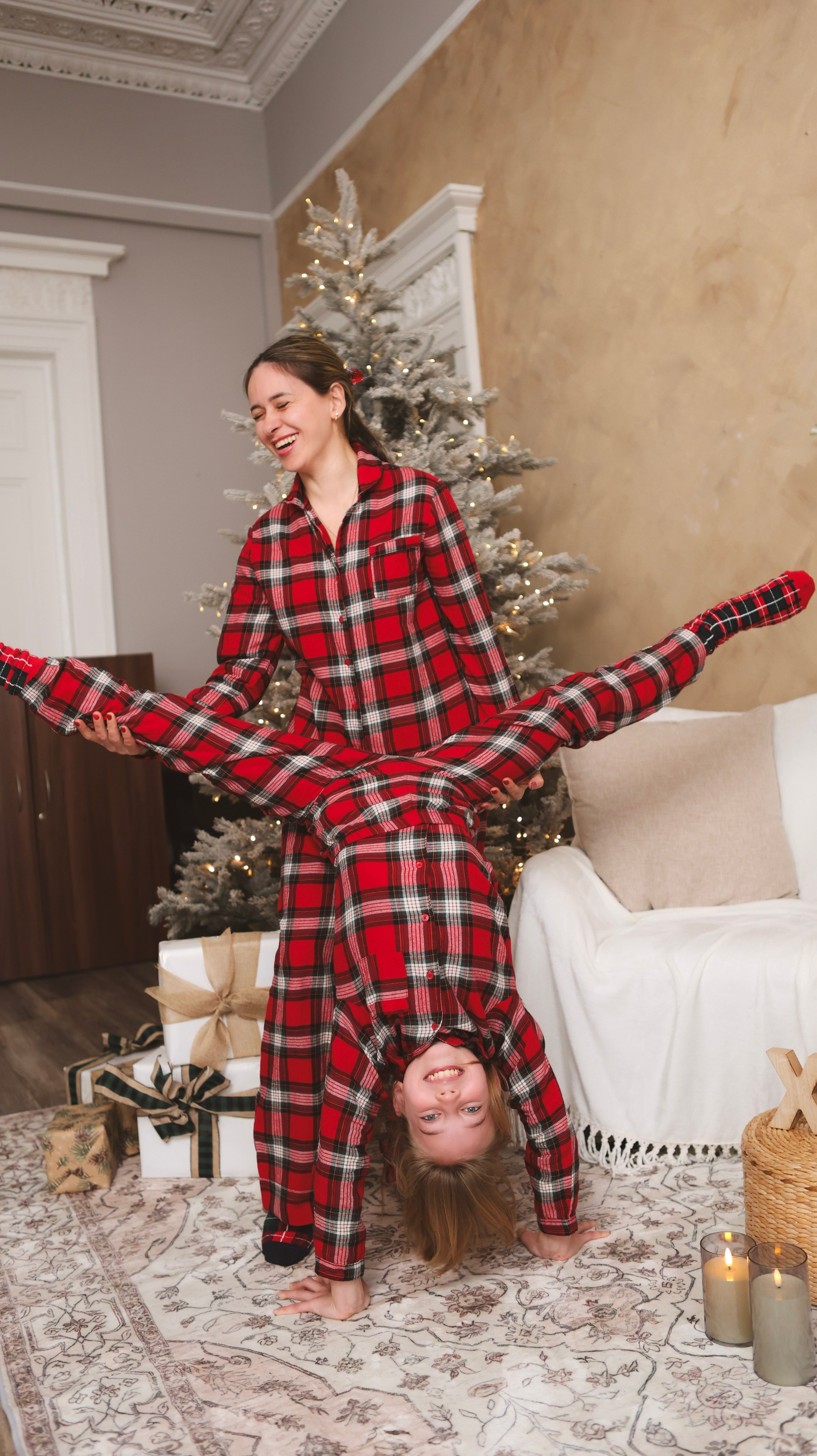 Mum and Daughter Christmas magic. Photographer Margarita Antonova in Naas, Co Kildare