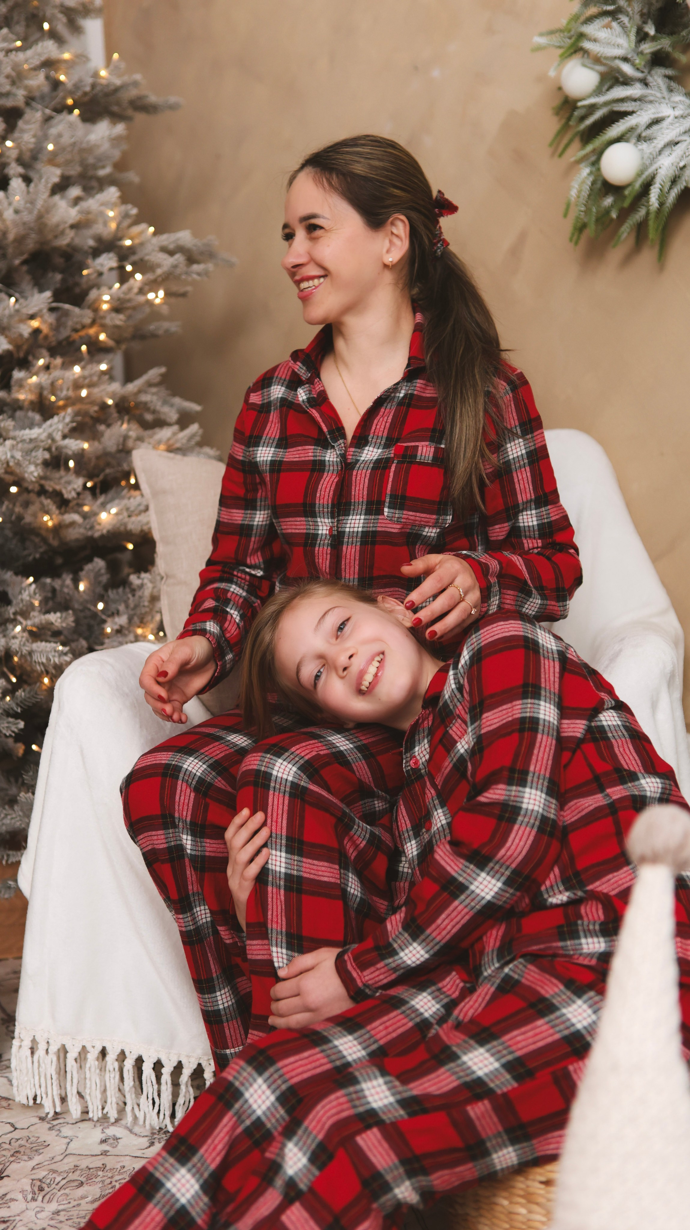 Mum and Daughter Christmas magic. Photographer Margarita Antonova in Naas, Co Kildare