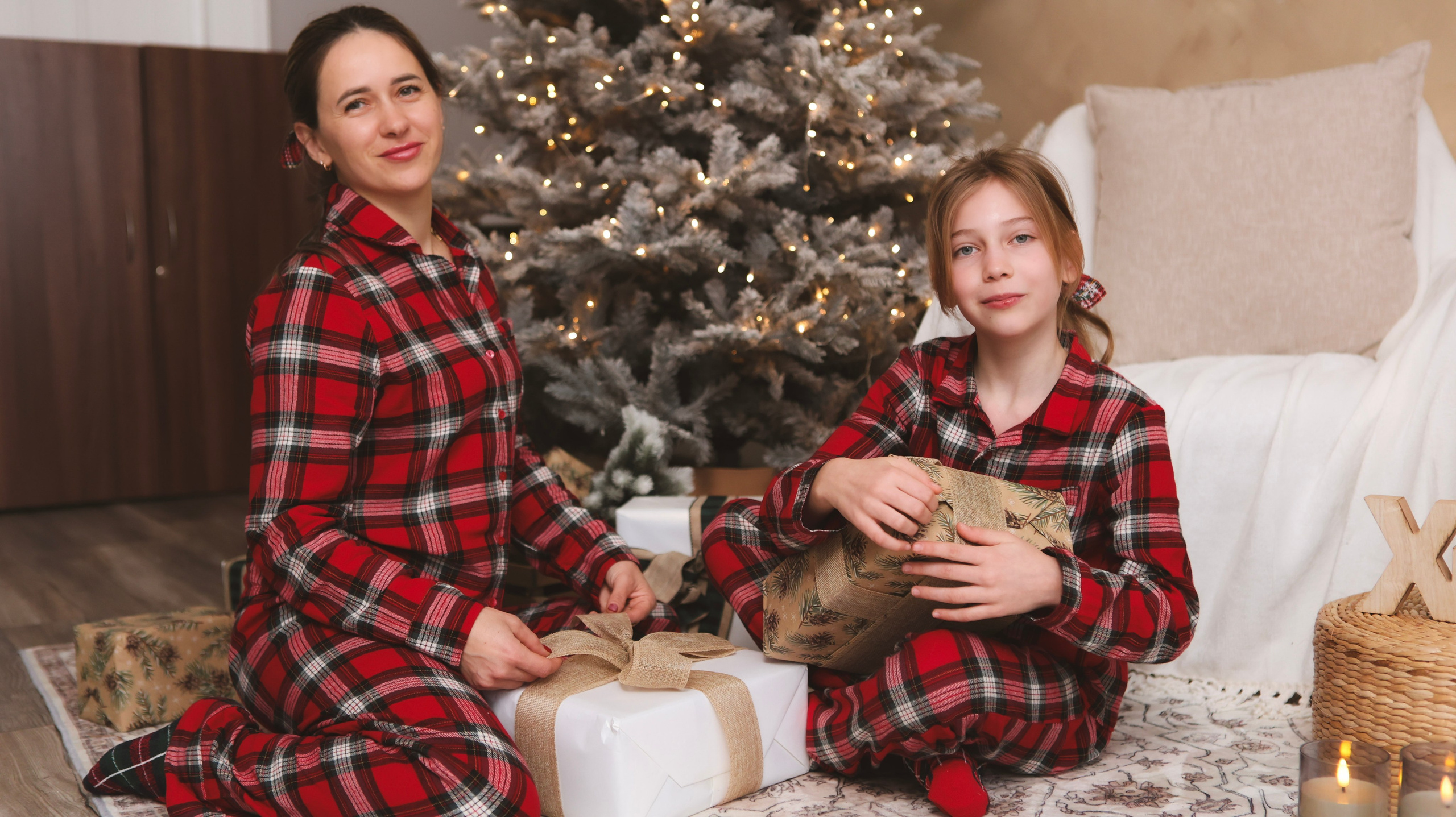 Mum and Daughter Christmas magic. Photographer Margarita Antonova in Naas, Co Kildare
