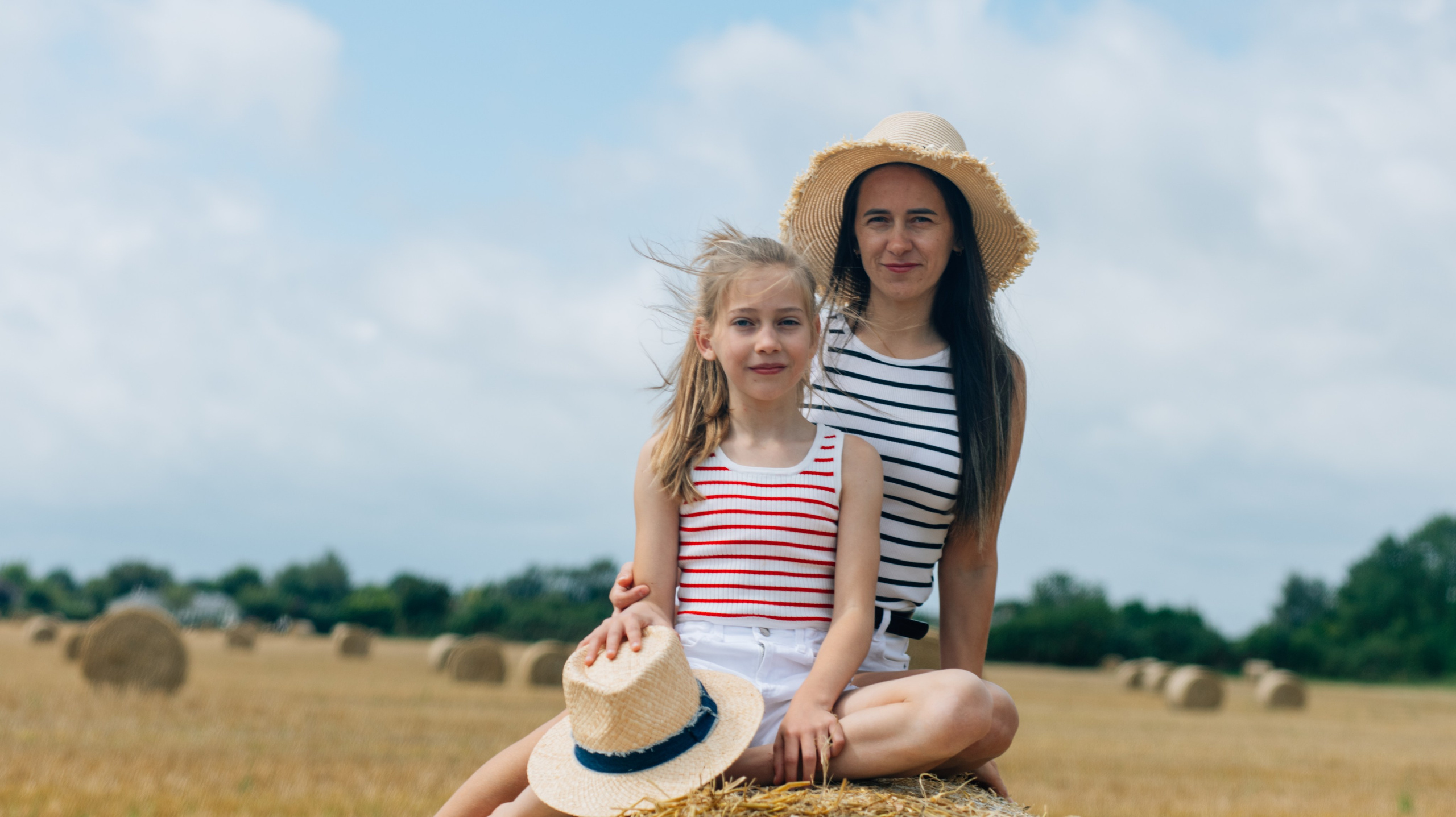 Mum and Daughter. Photographer Margarita Antonova in Naas, Co Kildare