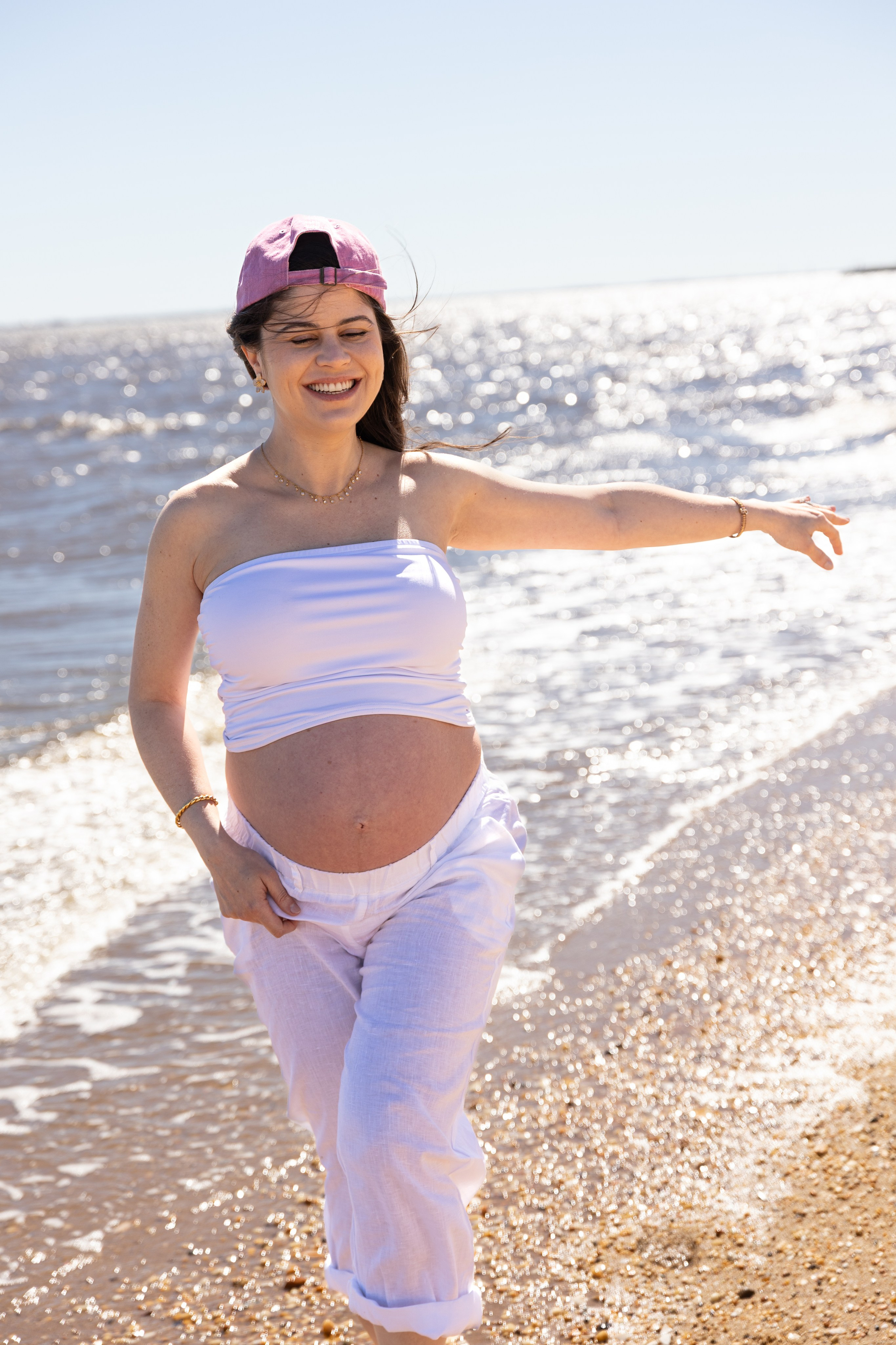 Beachside Maternity at Ideal Beach, NJ. Family, lifestyle, and commercial photography in New York and New Jersey