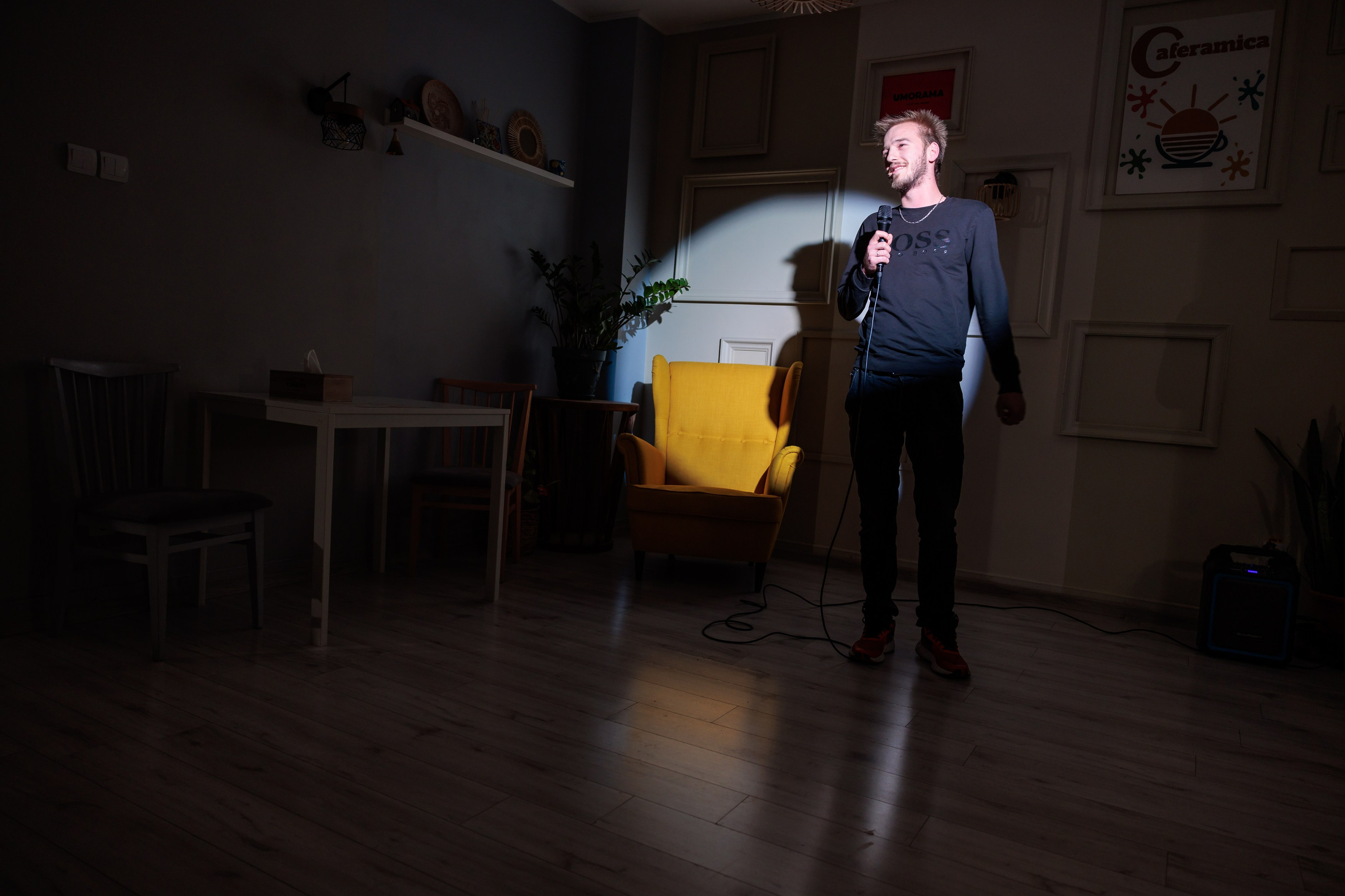 Open Mic - Caferamica. Marius Ciocan