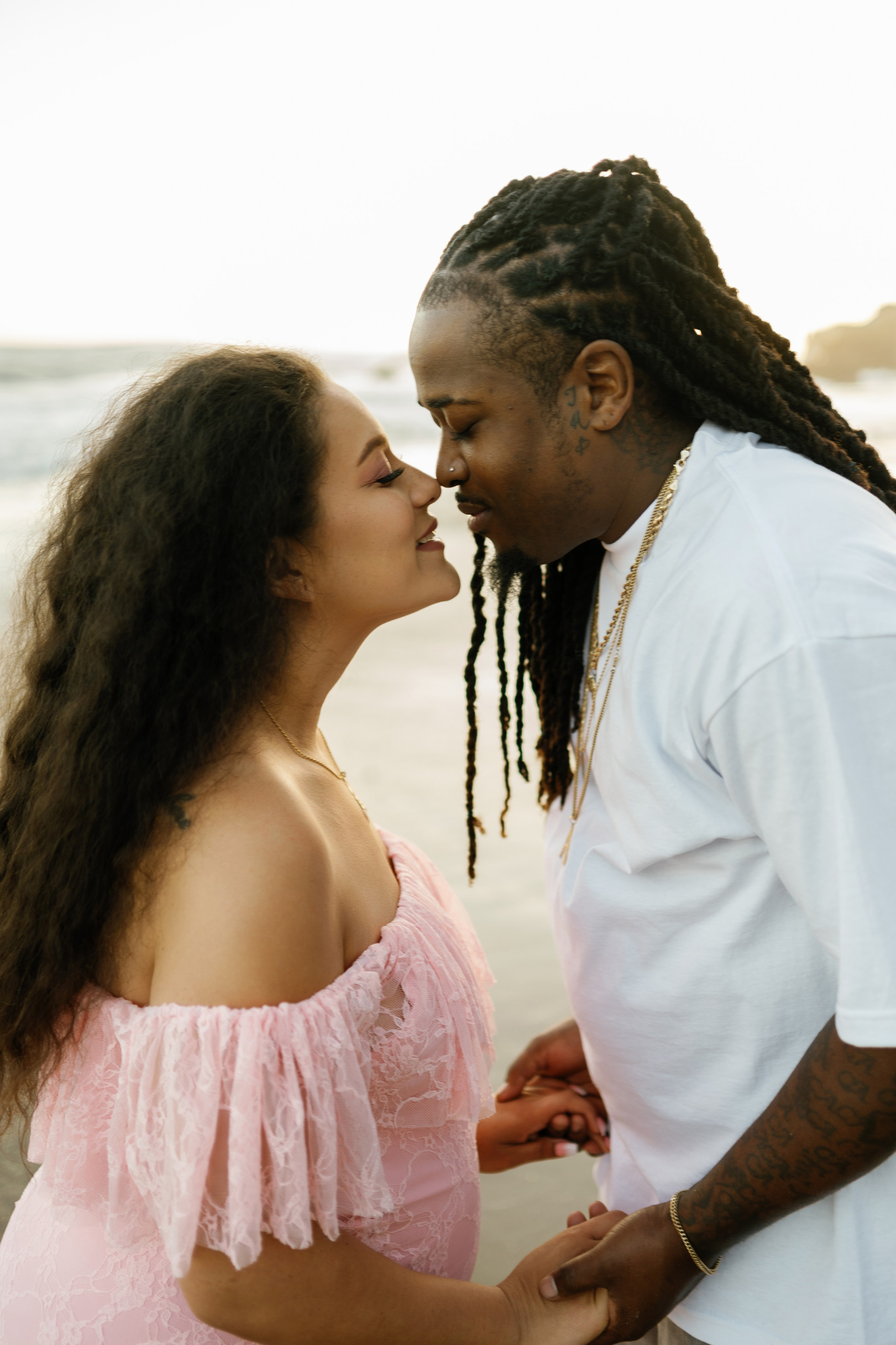 El Matador Beach Maternity Session. Wedding Photography & Videography Team in California, Los Angeles, San Francisco, San Diego and Travel