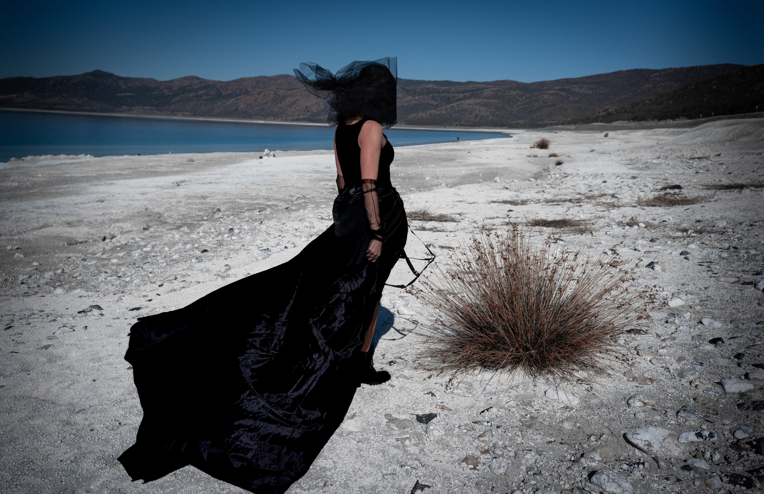 SALDA LAKE. UNRATED PHOTO