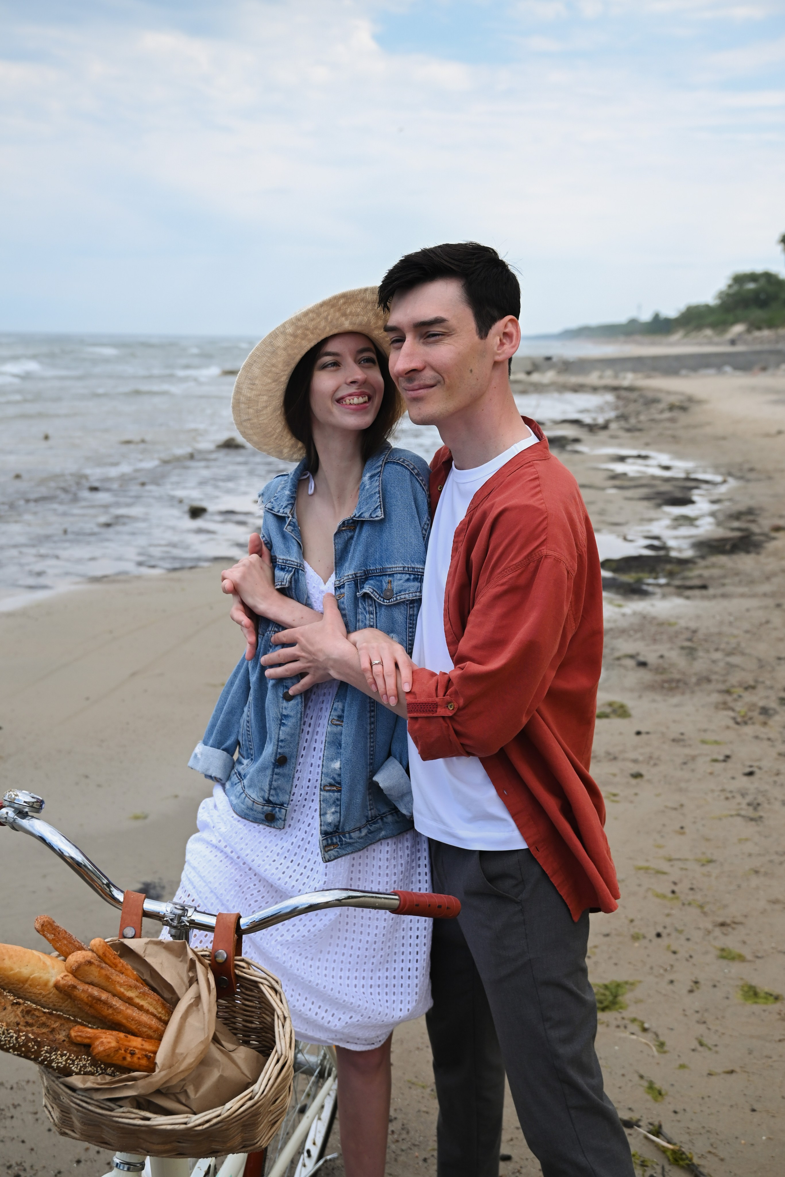 Love photography story on the riva of the see