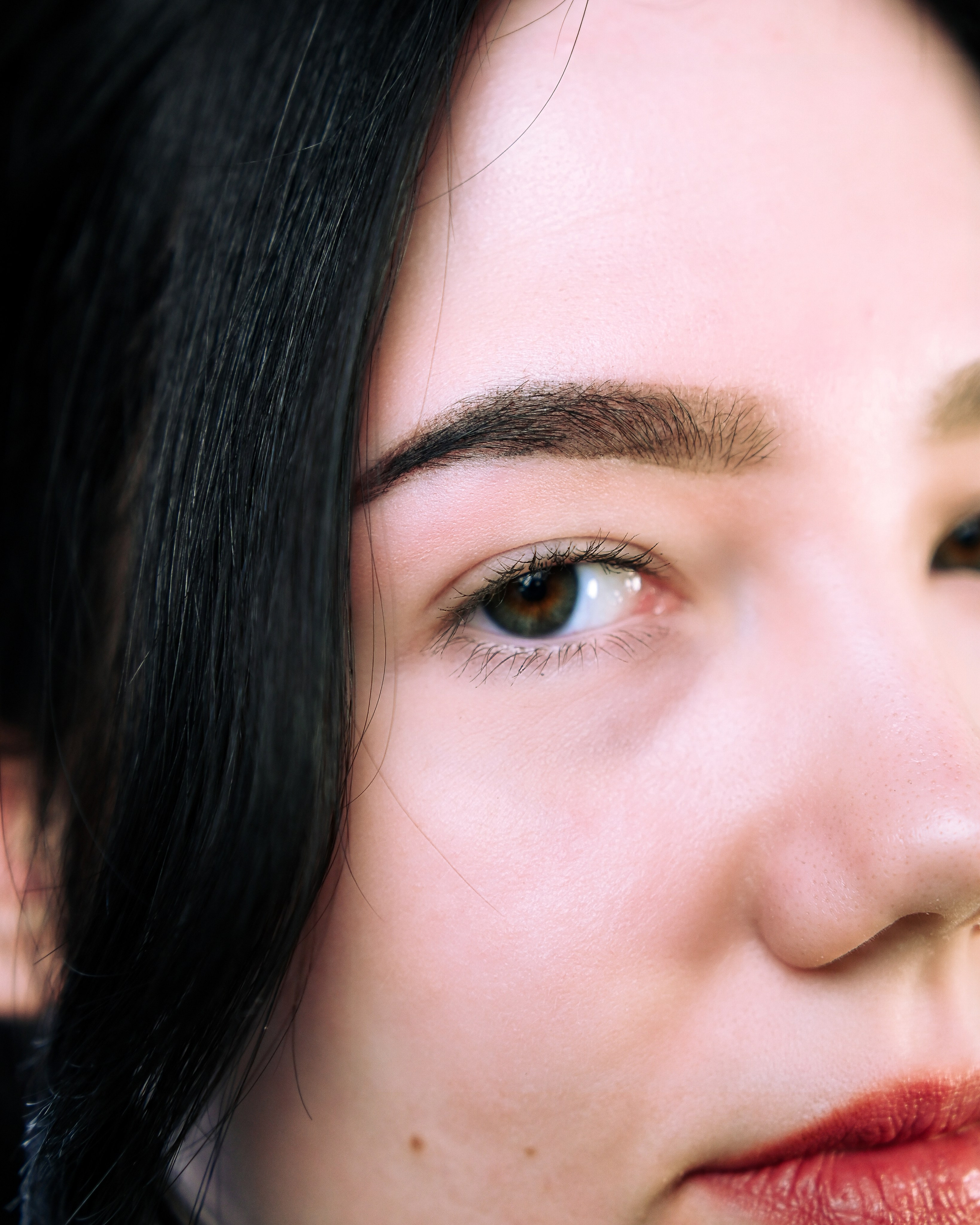 LM Brows 14.10.24. Jelizaveta Gross - reportaaži- ja portreefotograaf Narvas