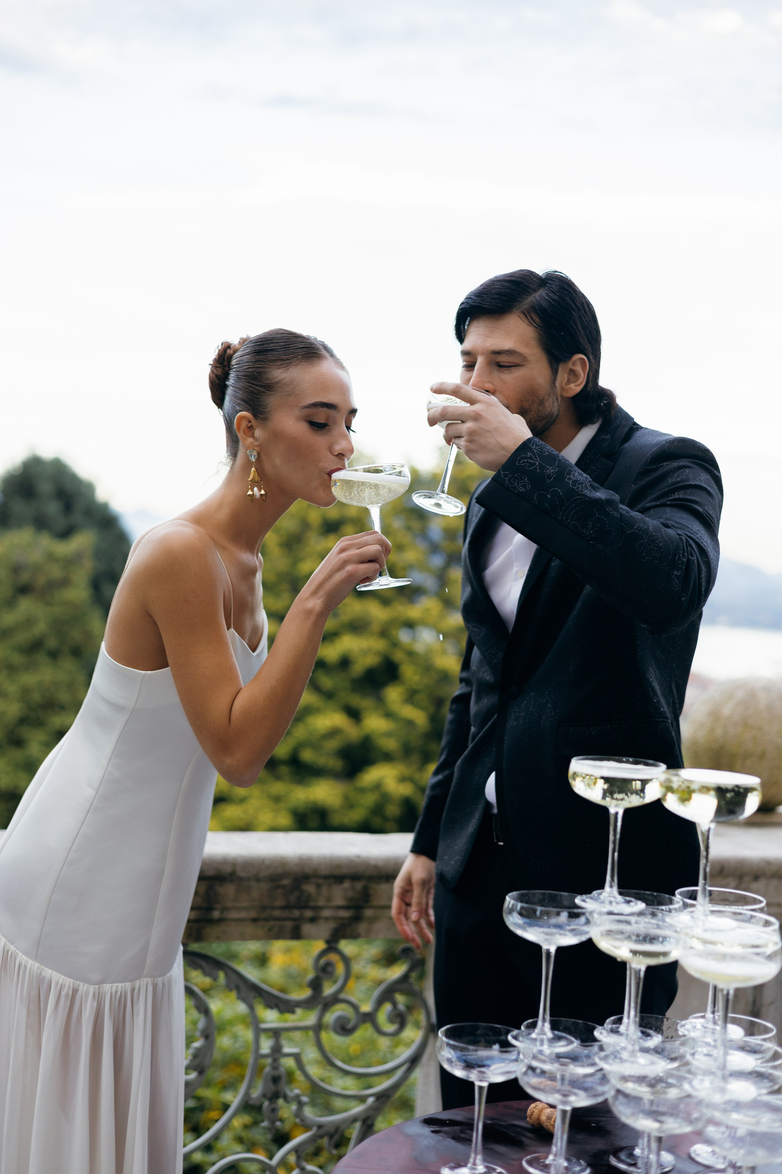 Catherine and Samuel. Sara Luca Wedding Photographer in Italy and Europe