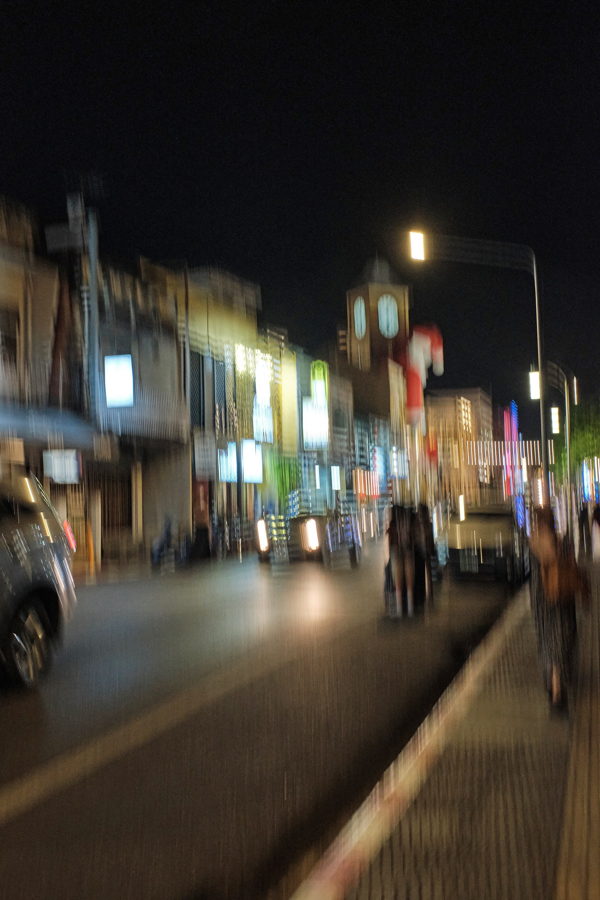 Phuket streets. New year. Portrait photographer Alena Novgorodtseva