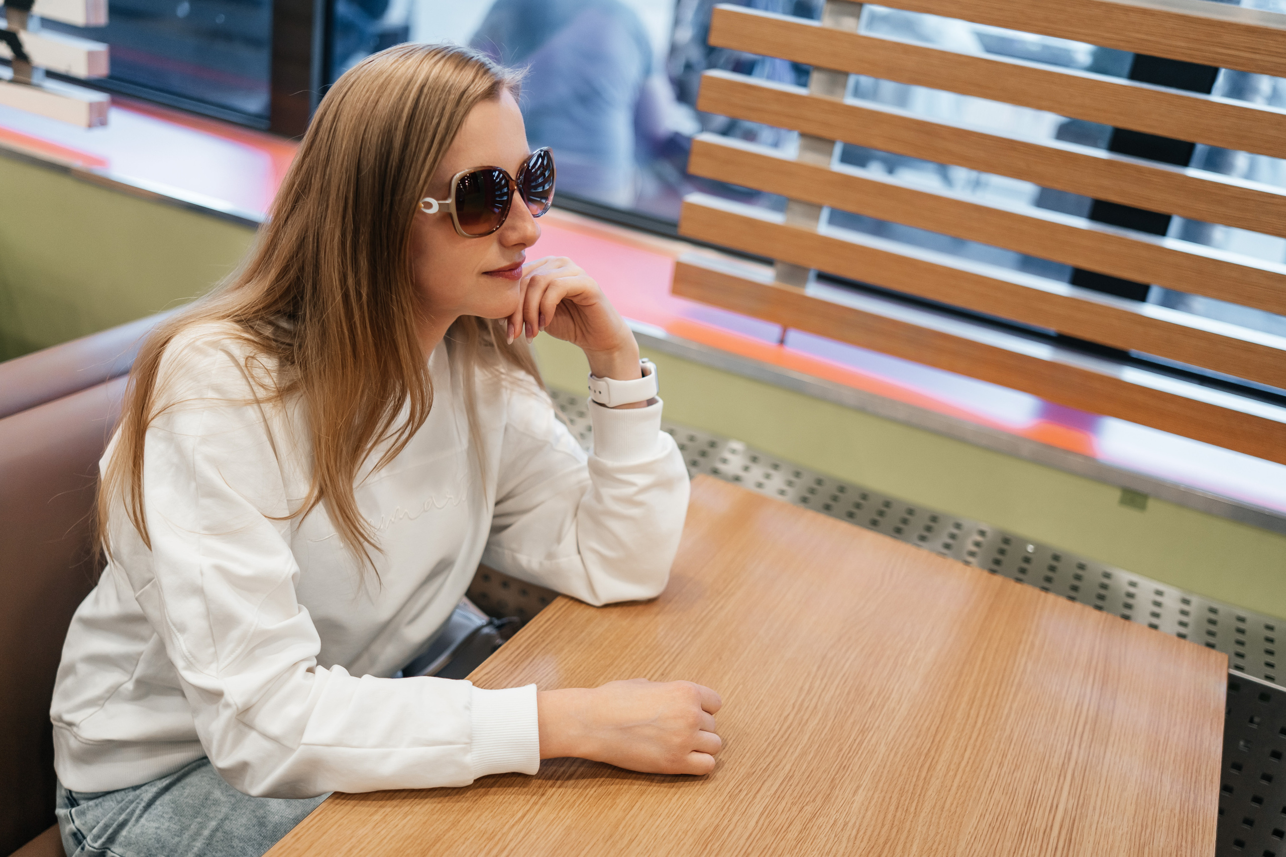 Иришка. Прогулка. Фотограф в Батуми Елена Огонёк