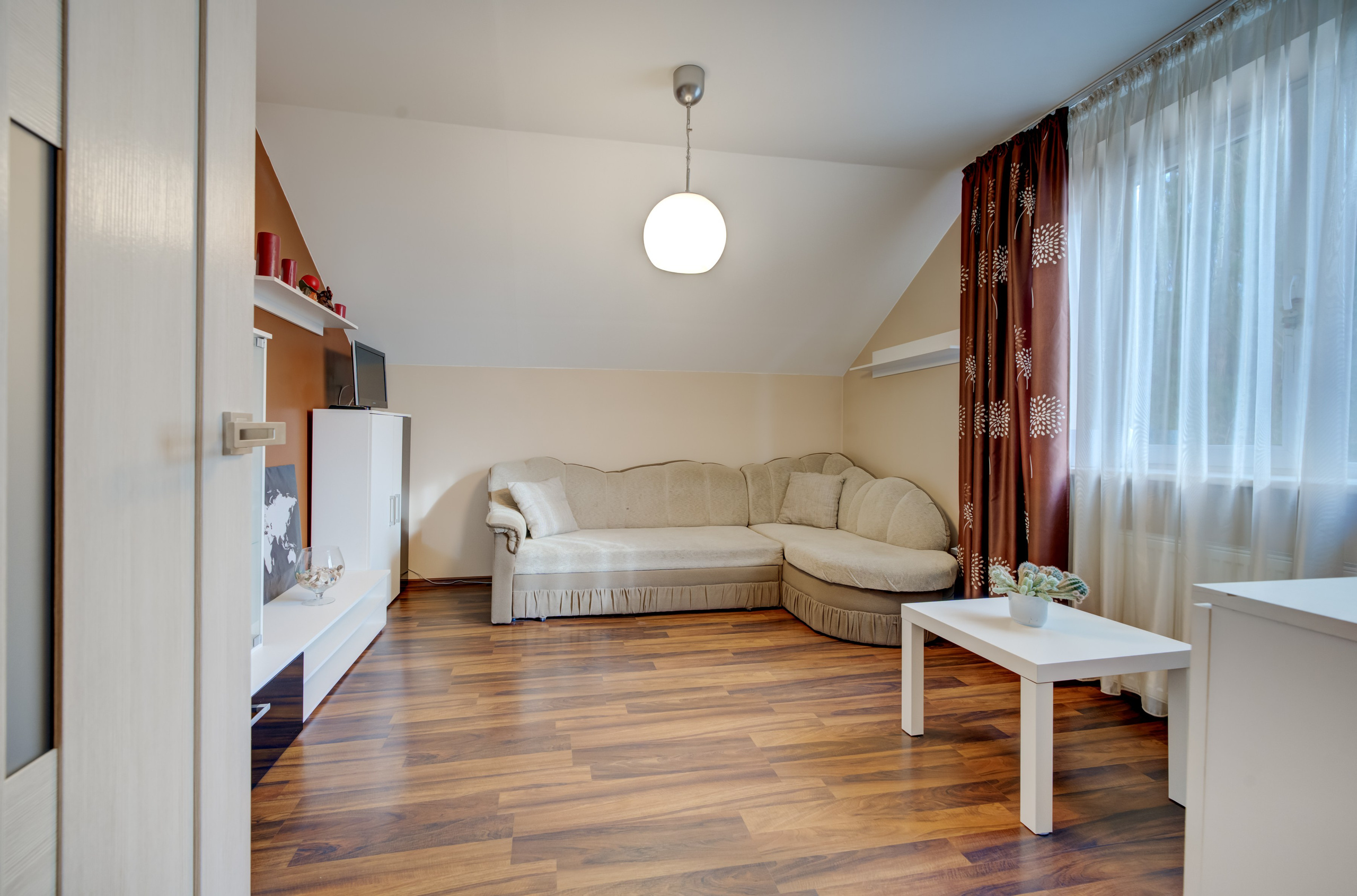 Korių g. 34, Vilnius. Elina Sapiega fotografė Vilniuje