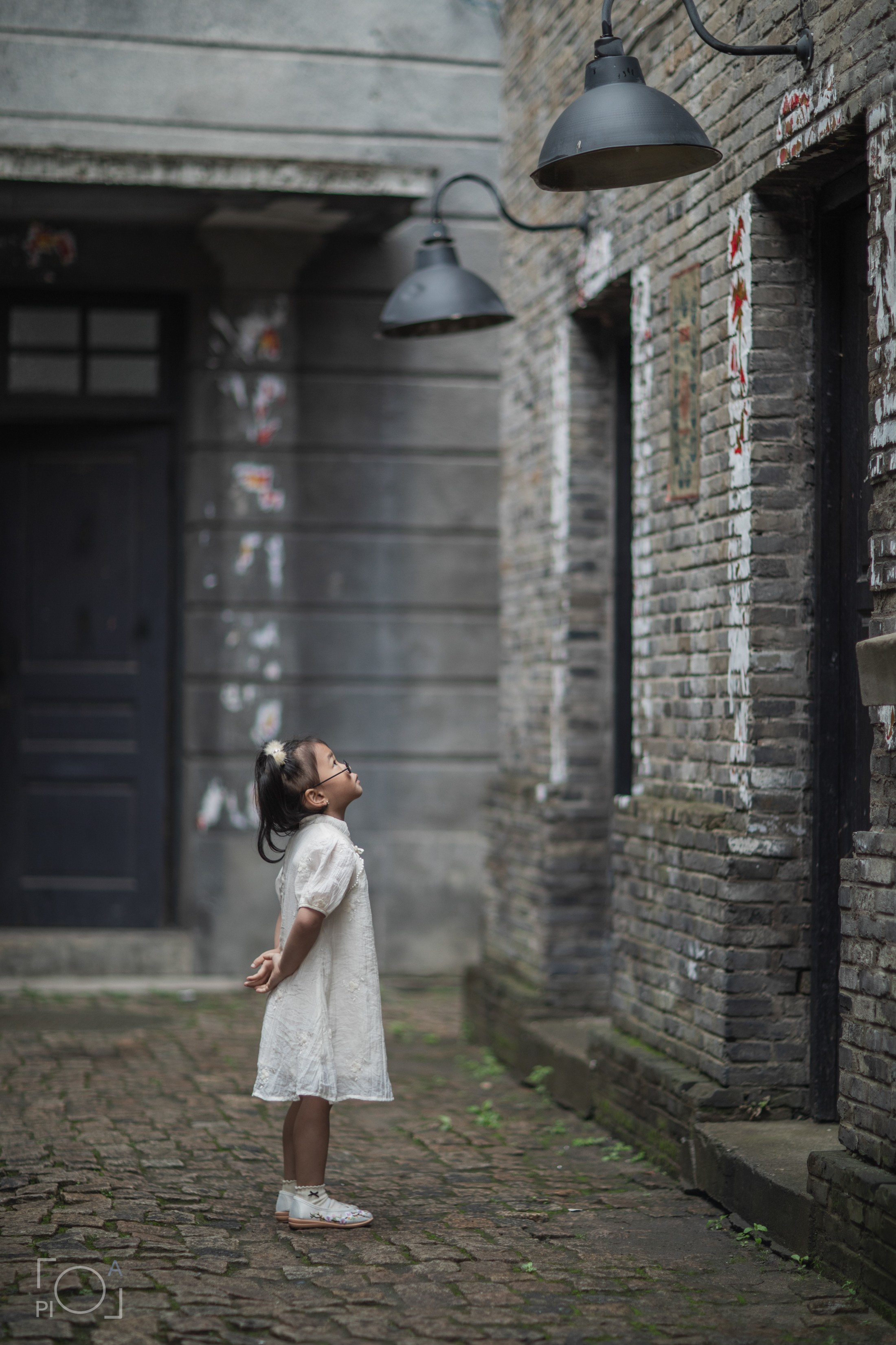 Семейная фотосессия в шанхайской киностудии. Photographer in Shanghai — Lola Pidluskaya
