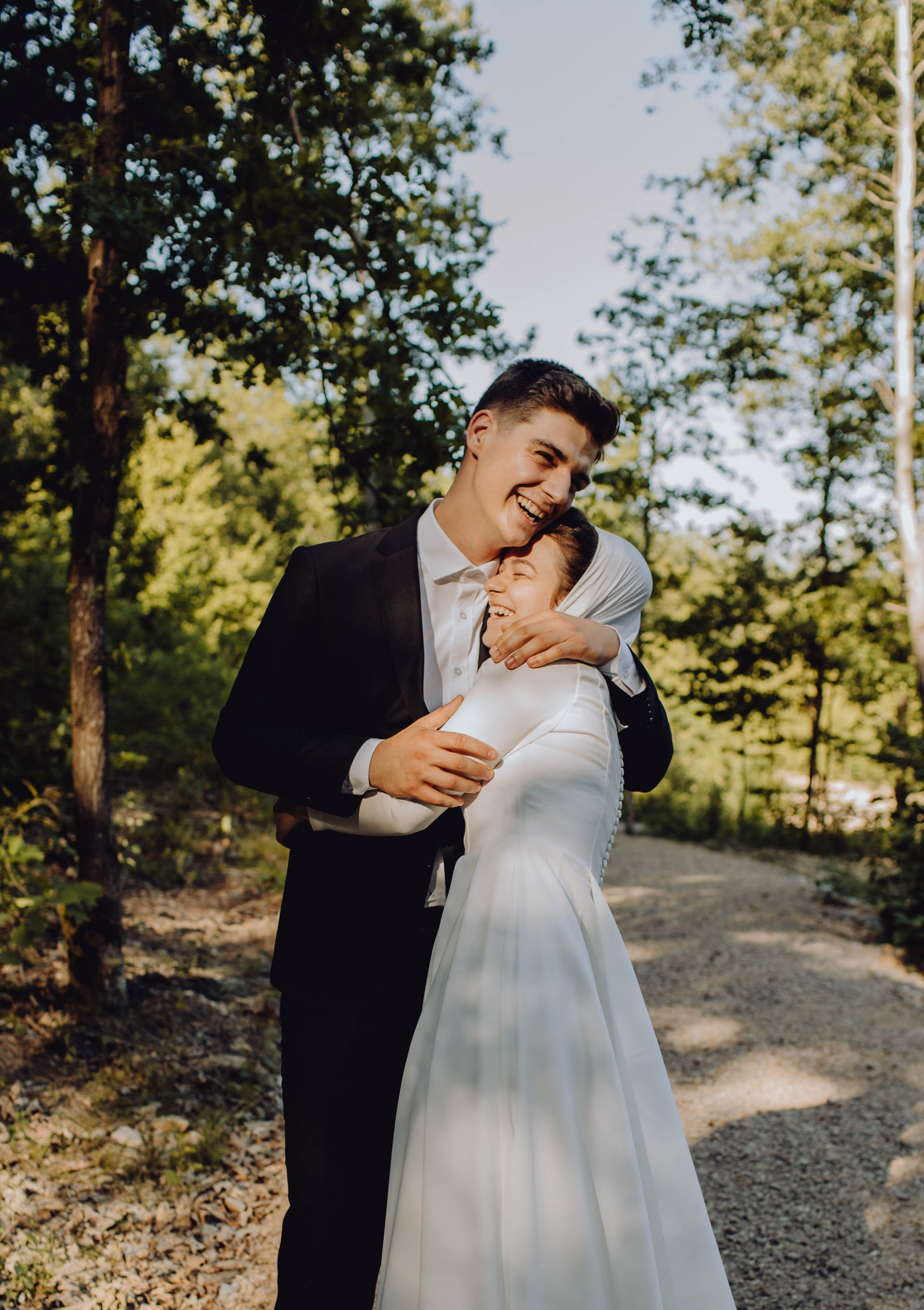 Darius & Alexandra. Wedding & couple photographer from Romania Rut Vetan