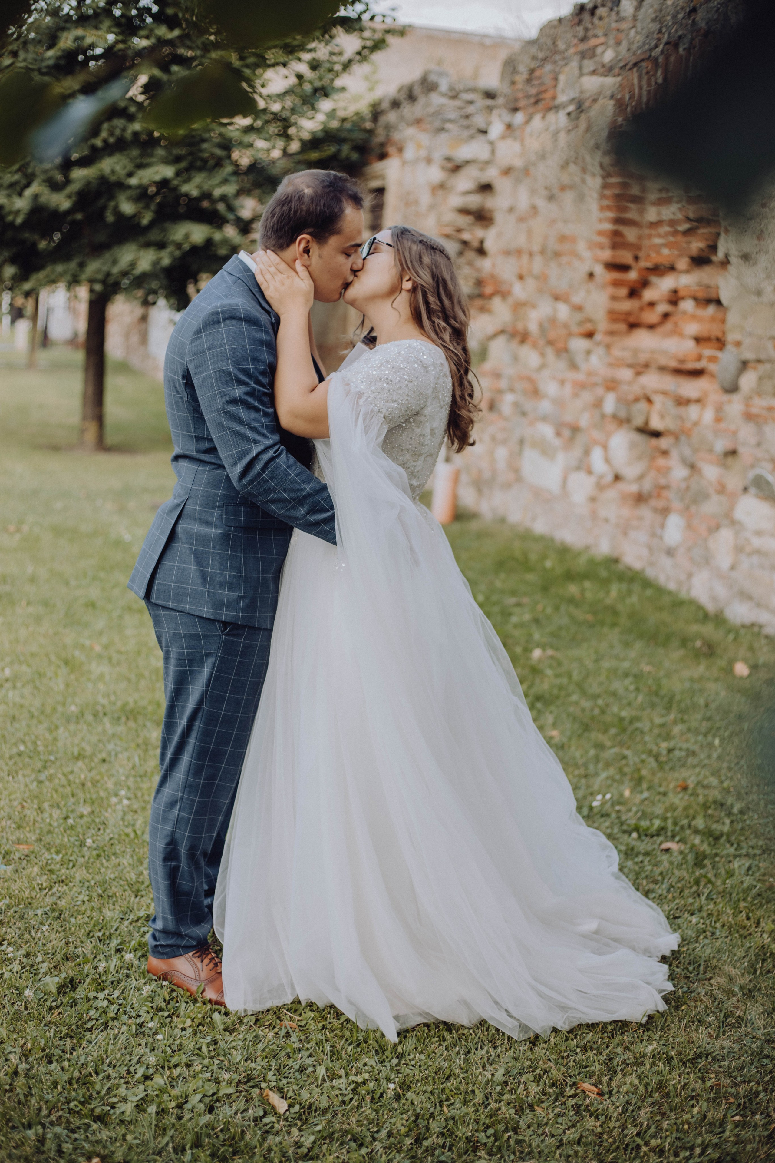 Ștefan & Clara. Wedding & couple photographer from Romania Rut Vetan