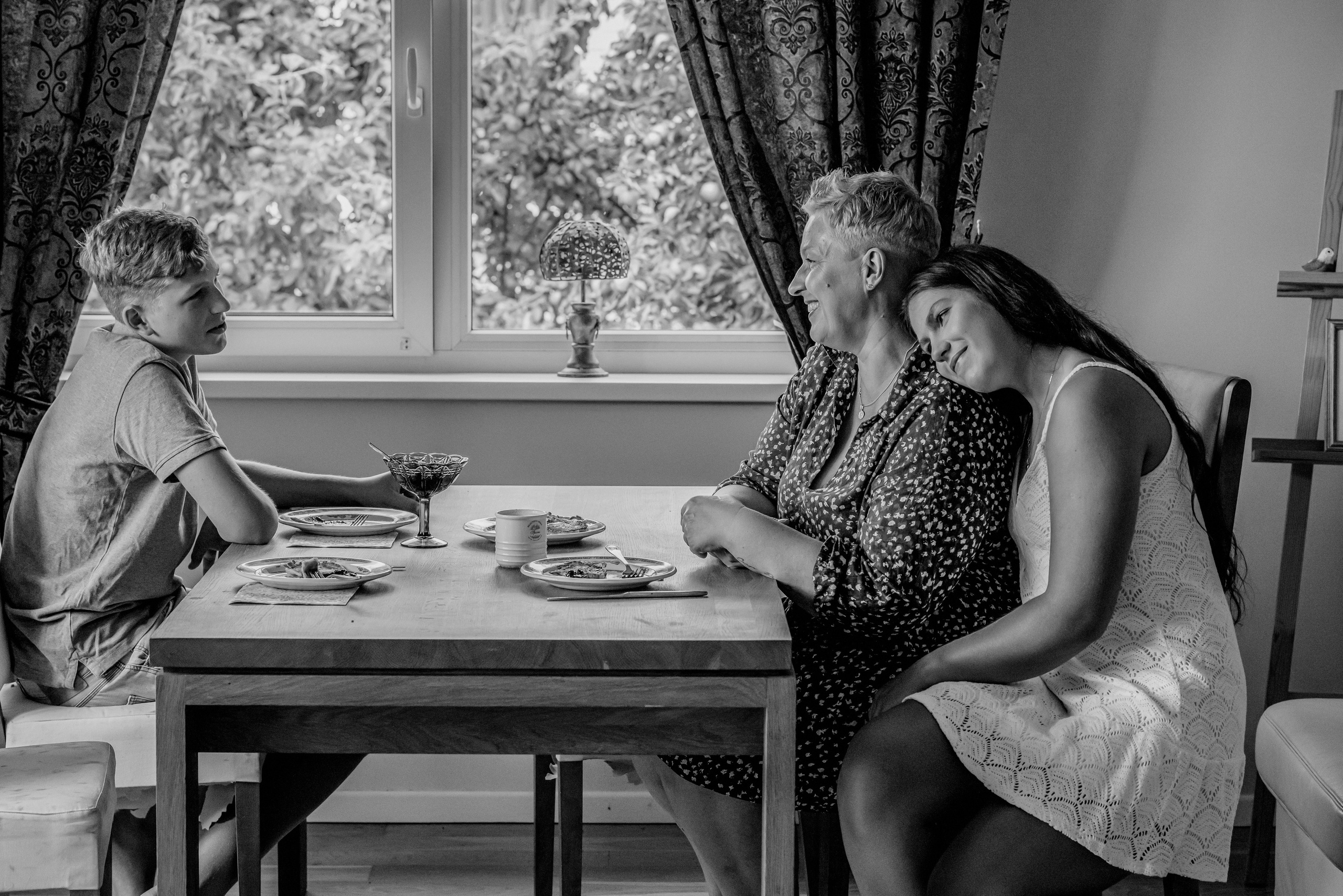 Šeimos pietus. Wedding and family photographer in Lithuania — Yvanessa Gelvano