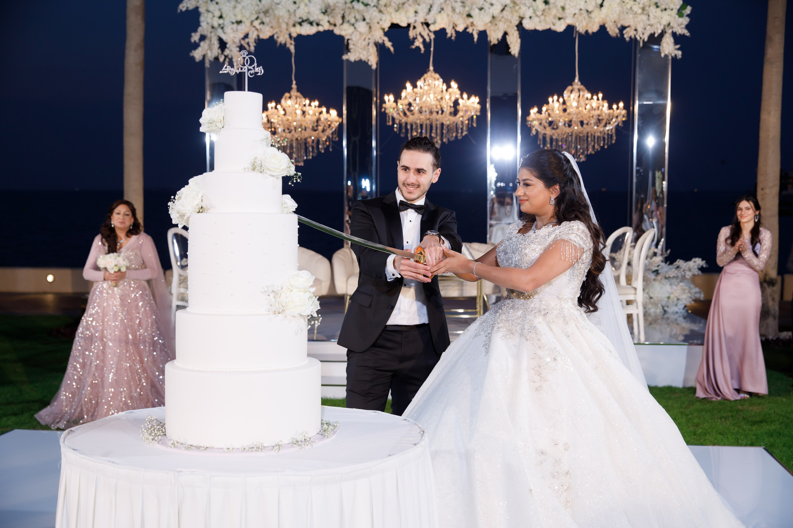 22/12/2023 Burj Al Arab wedding. Photographer Anna Curly | Weddings and Events in Dubai