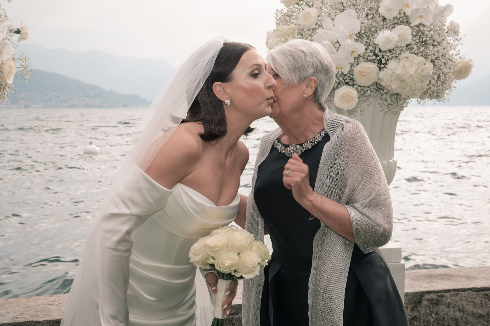 Roxie & Richard Wedding. Fotografo matrimonio Lago di Como Ferrari Media Production