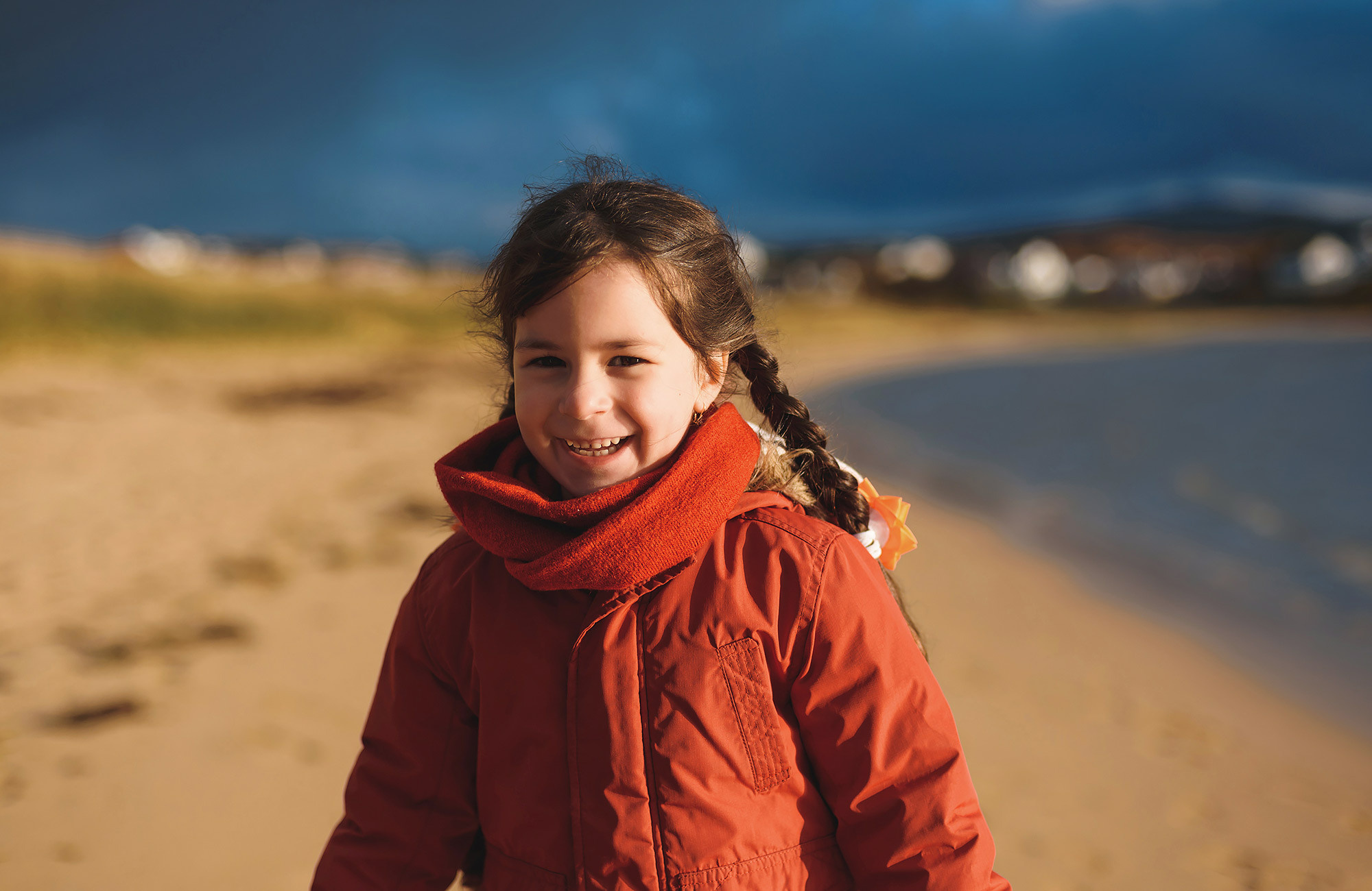 Bunbeg Beach family photographer in Ireland — Andrei Zveaghintev