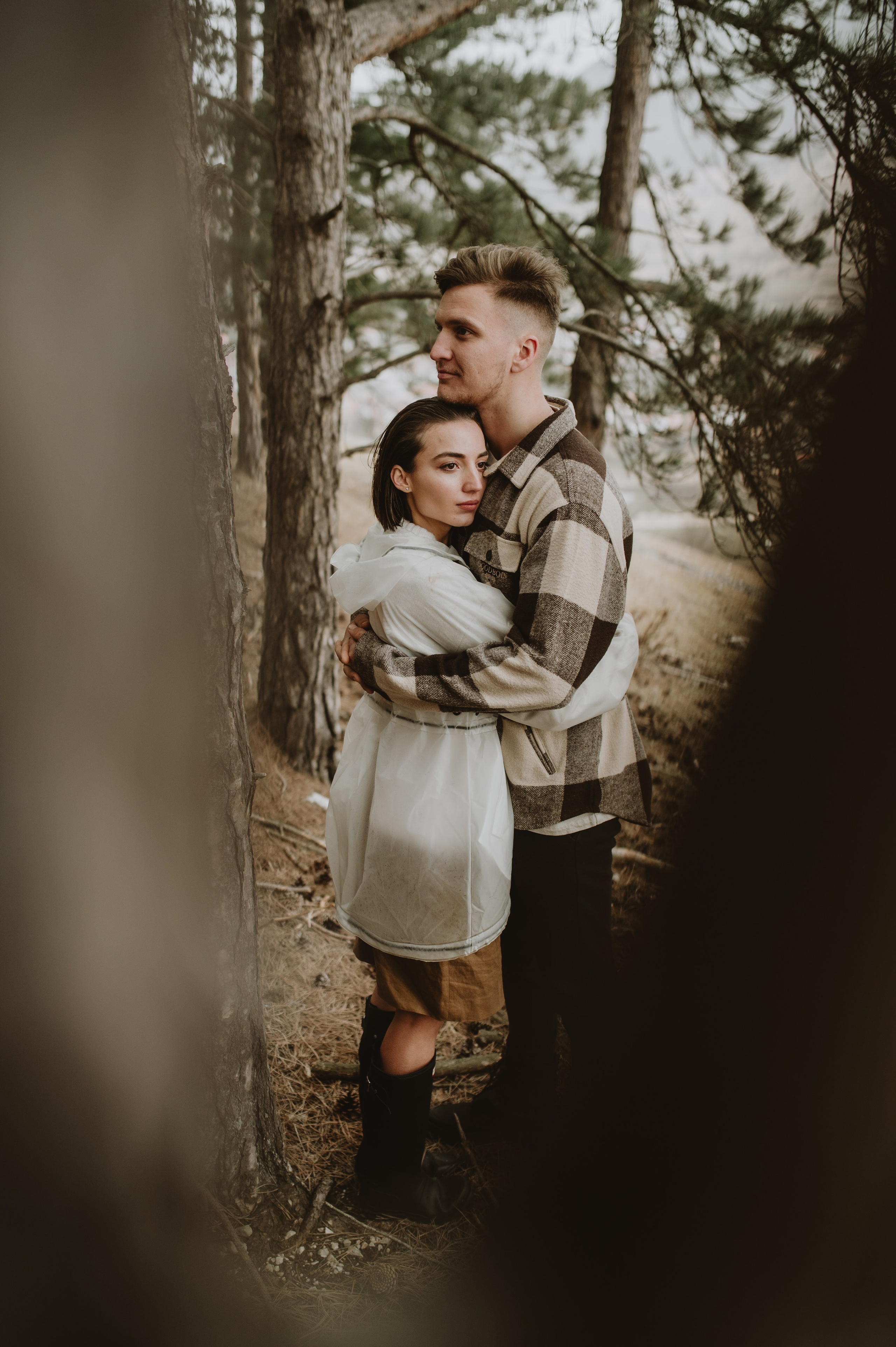 Sedinta foto de cuplu in munti, sedinta save the date pe munte. Proud Vision Weddings | Wedding Photography & Film — Servicii profesionale Foto Video Nunta Iasi