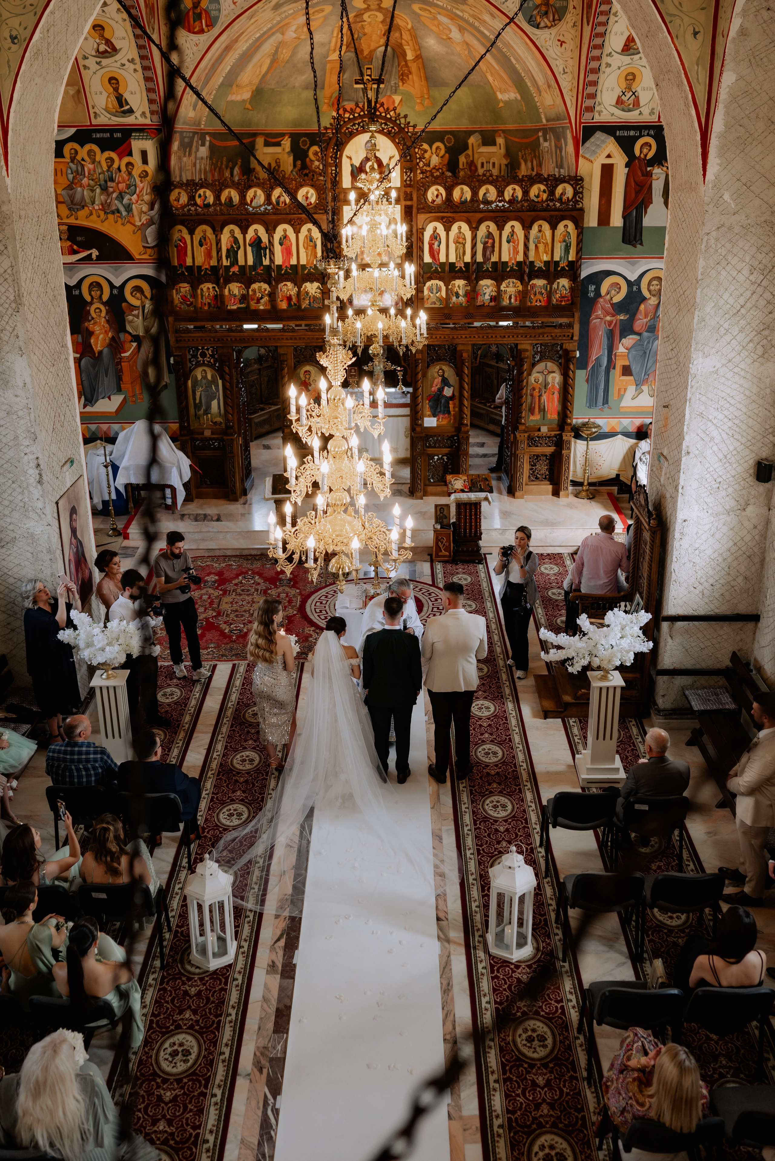 Nunta la Hotel Capitol Iasi. Proud Vision Weddings | Wedding Photography & Film — Servicii profesionale Foto Video Nunta Iasi