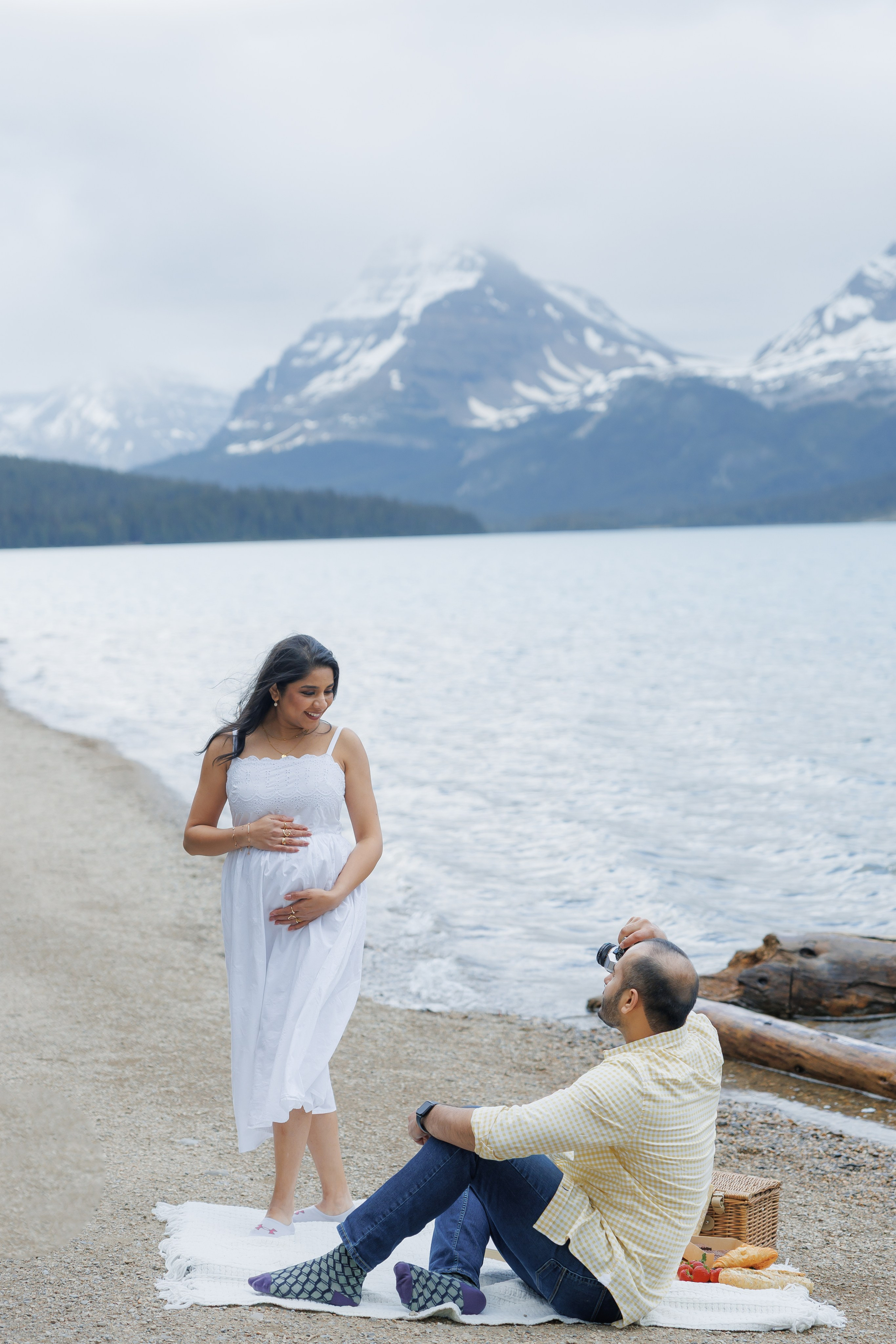 Mountain maternity shoot. Home