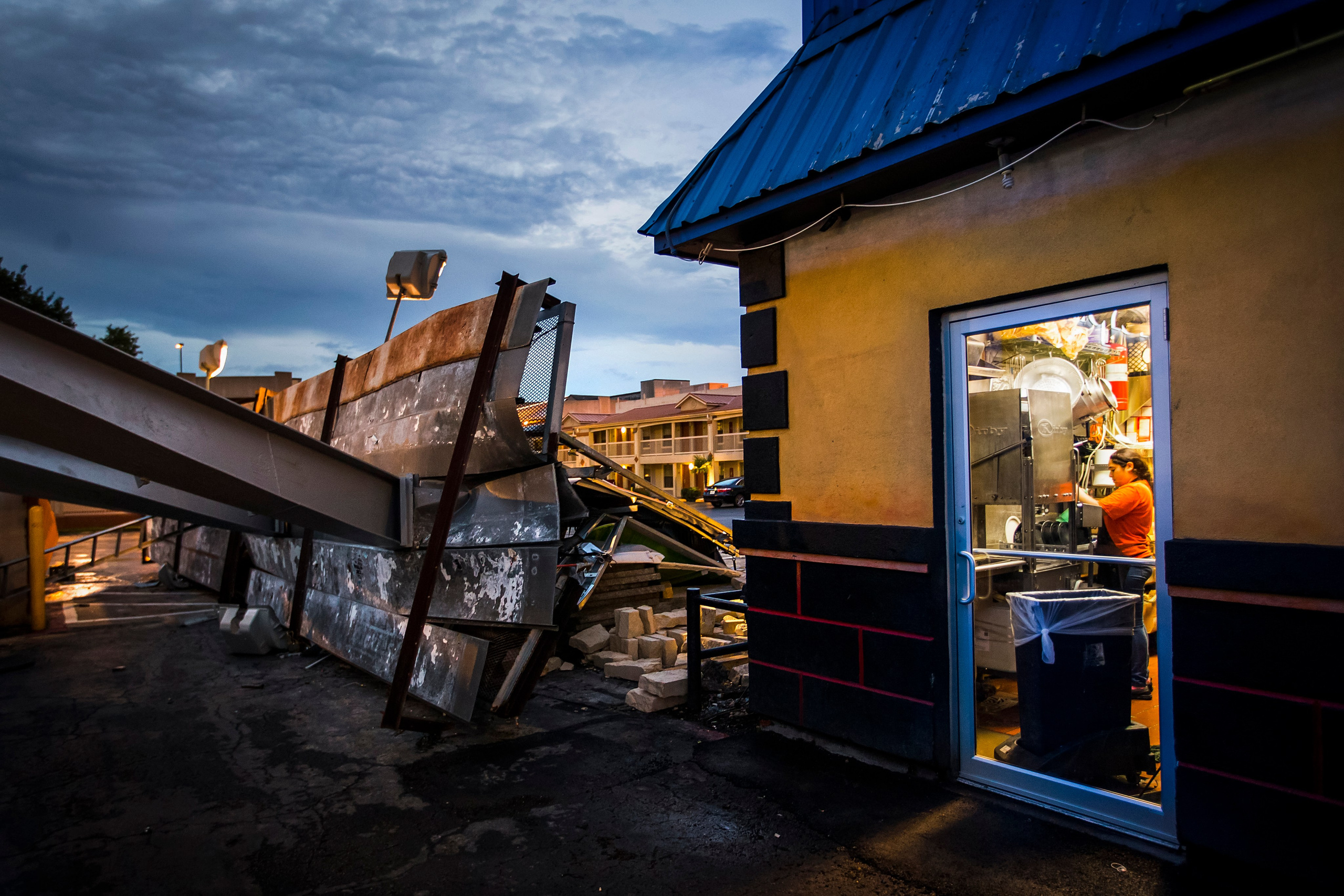 Smiley Pool Photography | Dallas | Texas