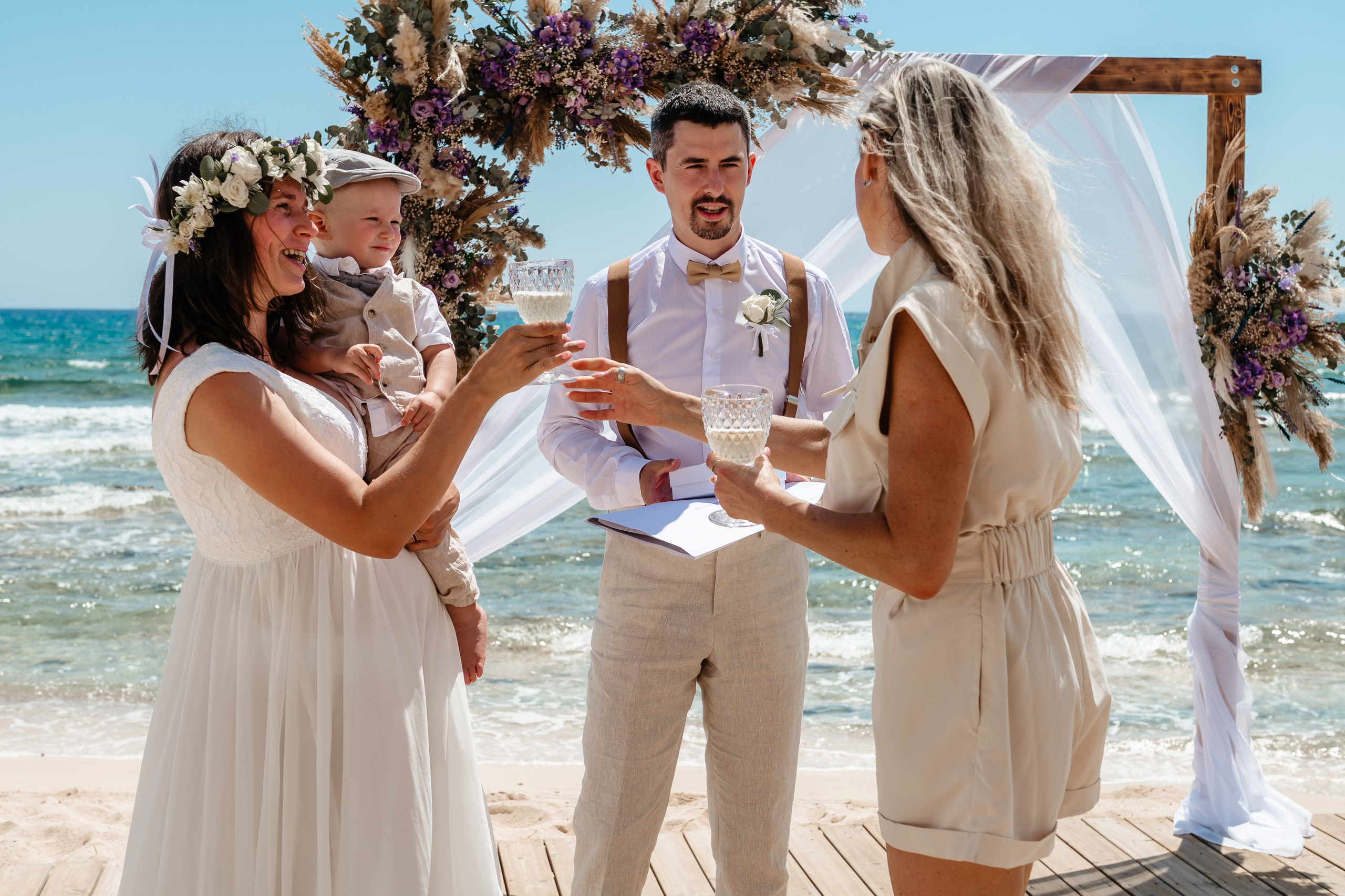 Sirens beach ceremony. AdrianOltean.wfolio.pro