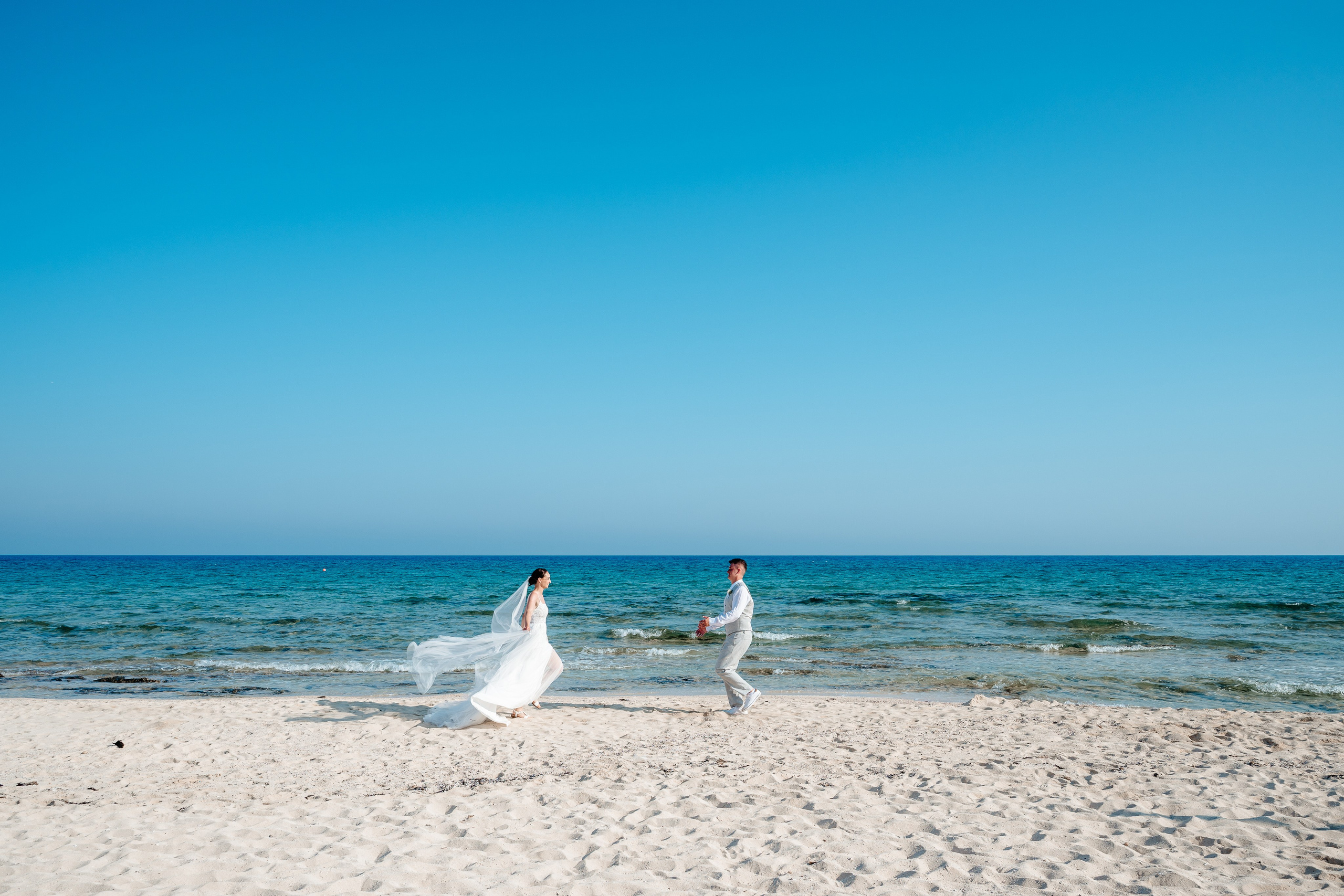 Sirens beach ceremony. AdrianOltean.wfolio.pro
