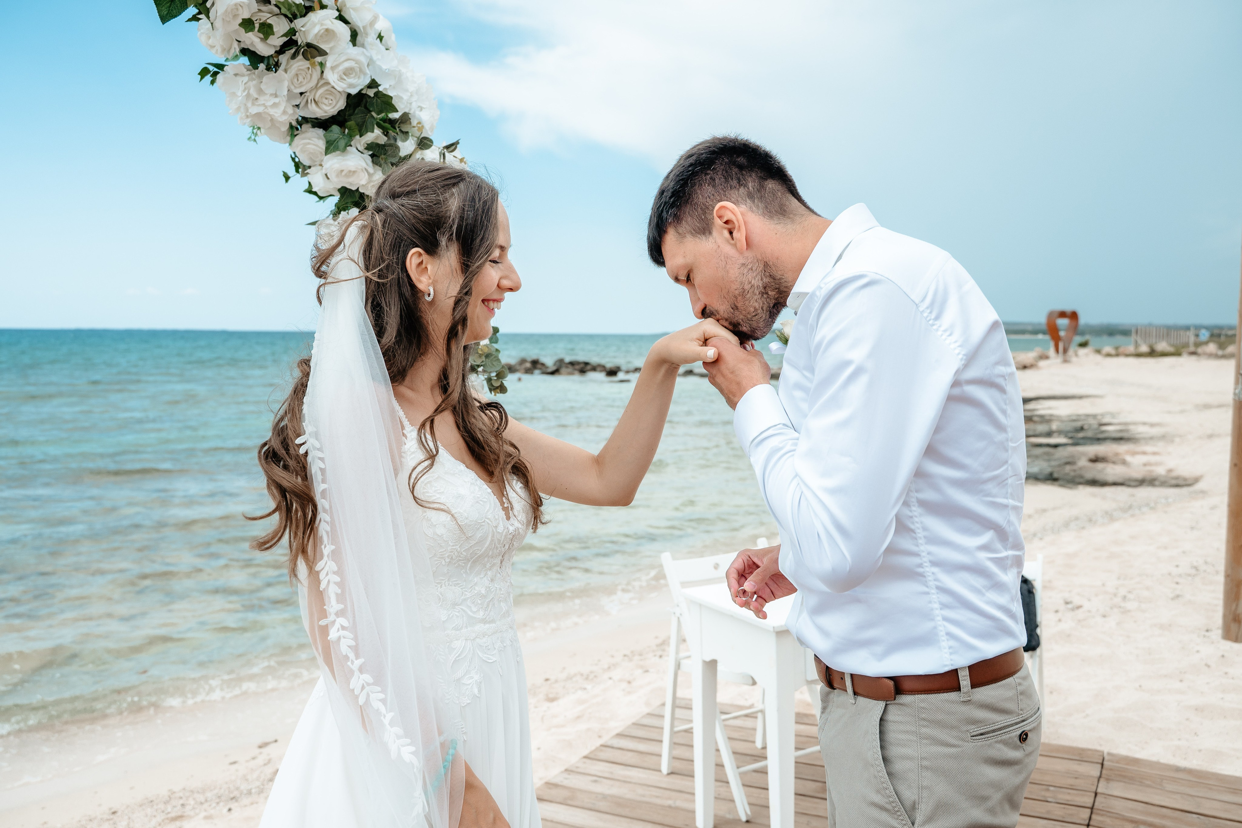 Sirens beach ceremony. AdrianOltean.wfolio.pro
