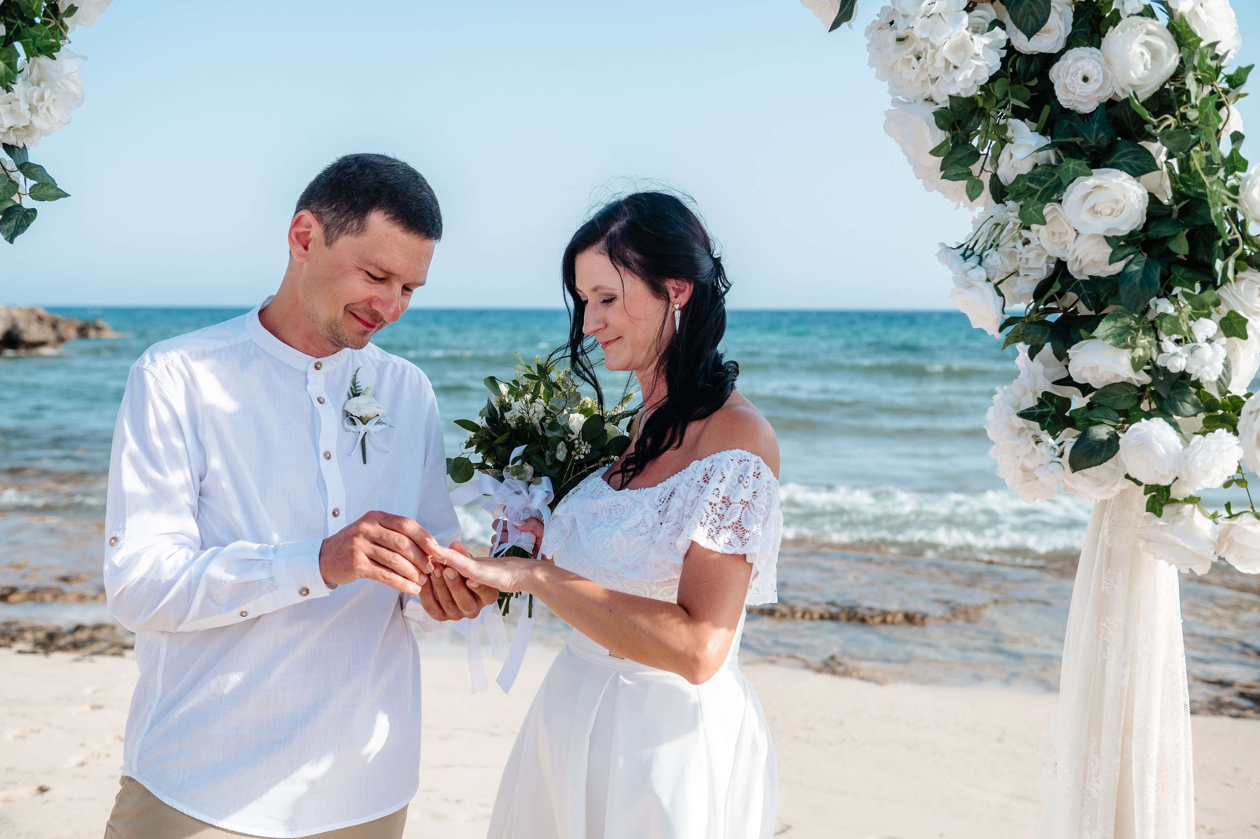 Sirens beach ceremony. AdrianOltean.wfolio.pro