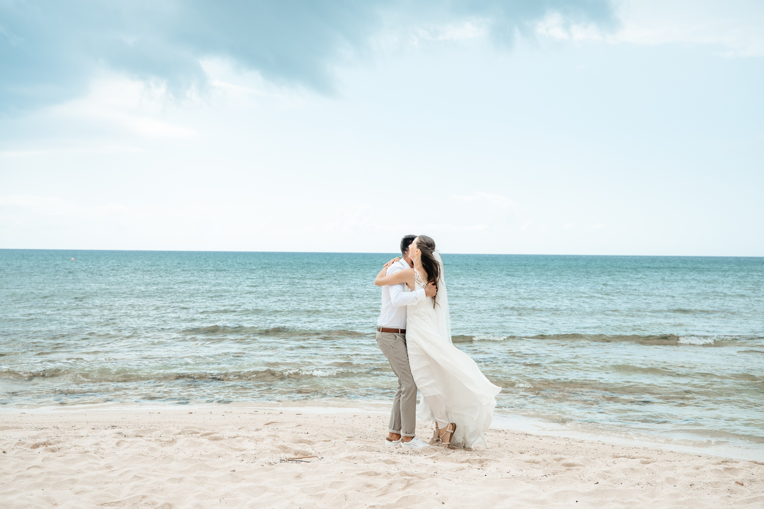 Sirens beach ceremony. AdrianOltean.wfolio.pro