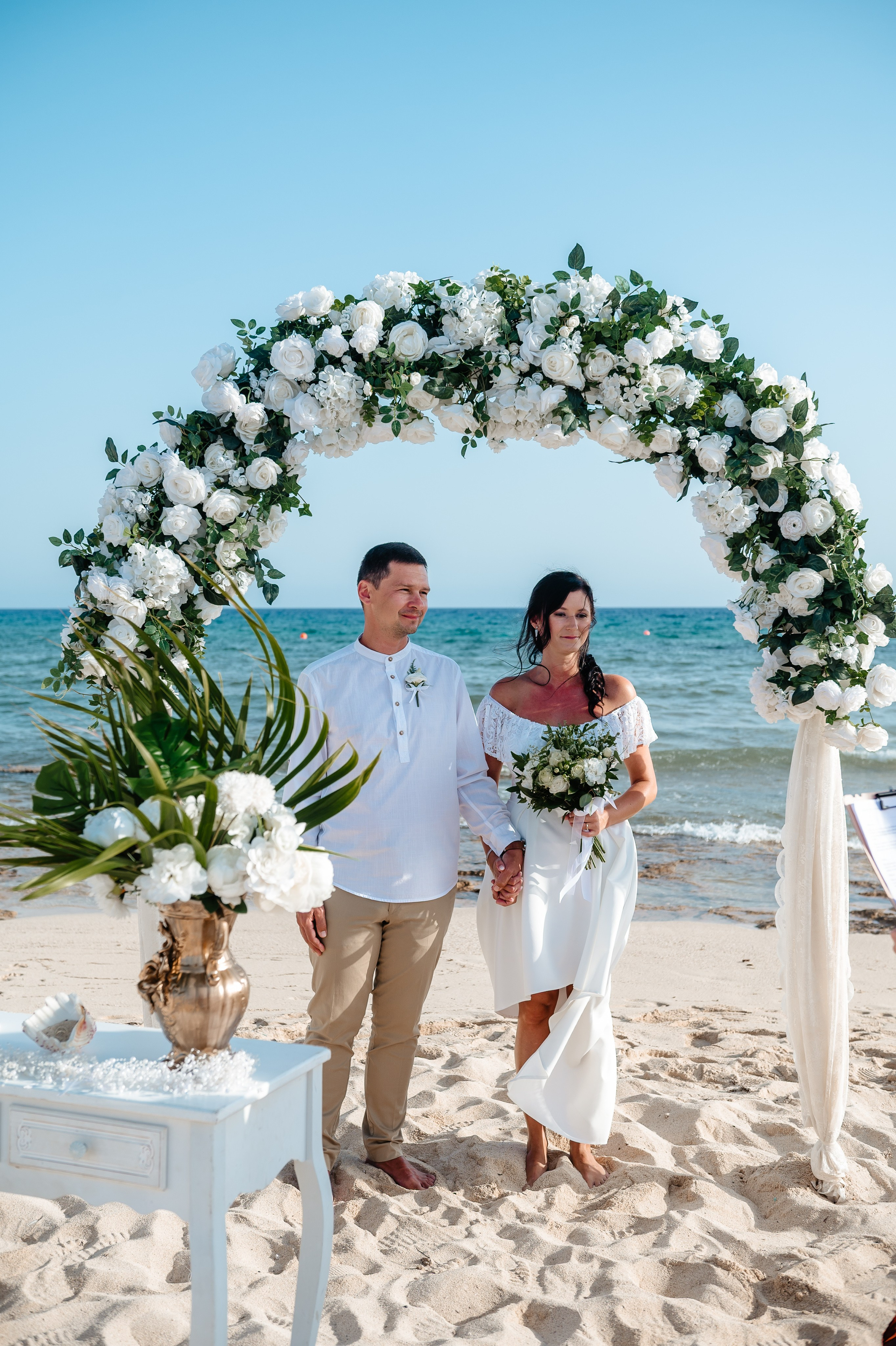 Sirens beach ceremony. AdrianOltean.wfolio.pro