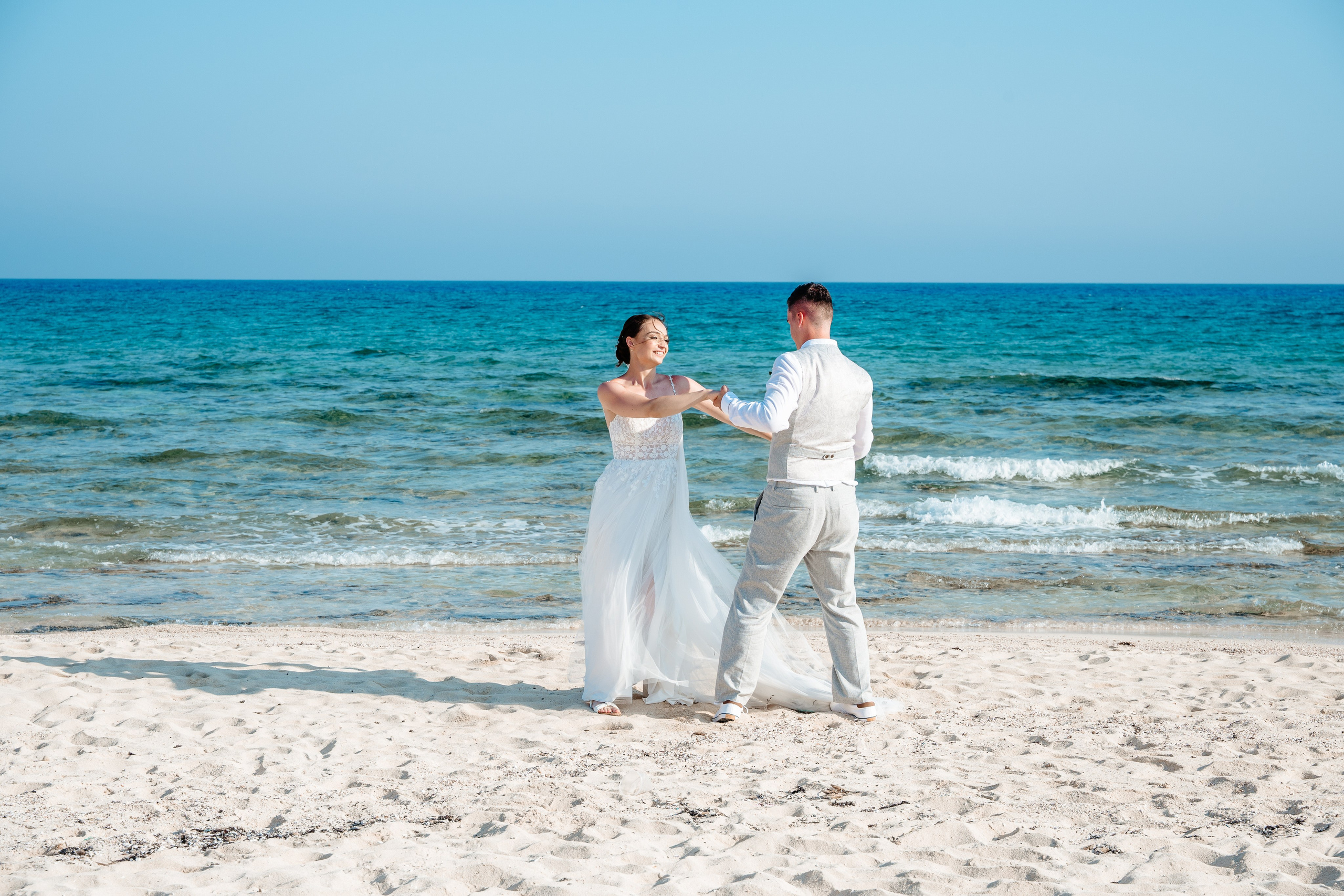 Sirens beach ceremony. AdrianOltean.wfolio.pro