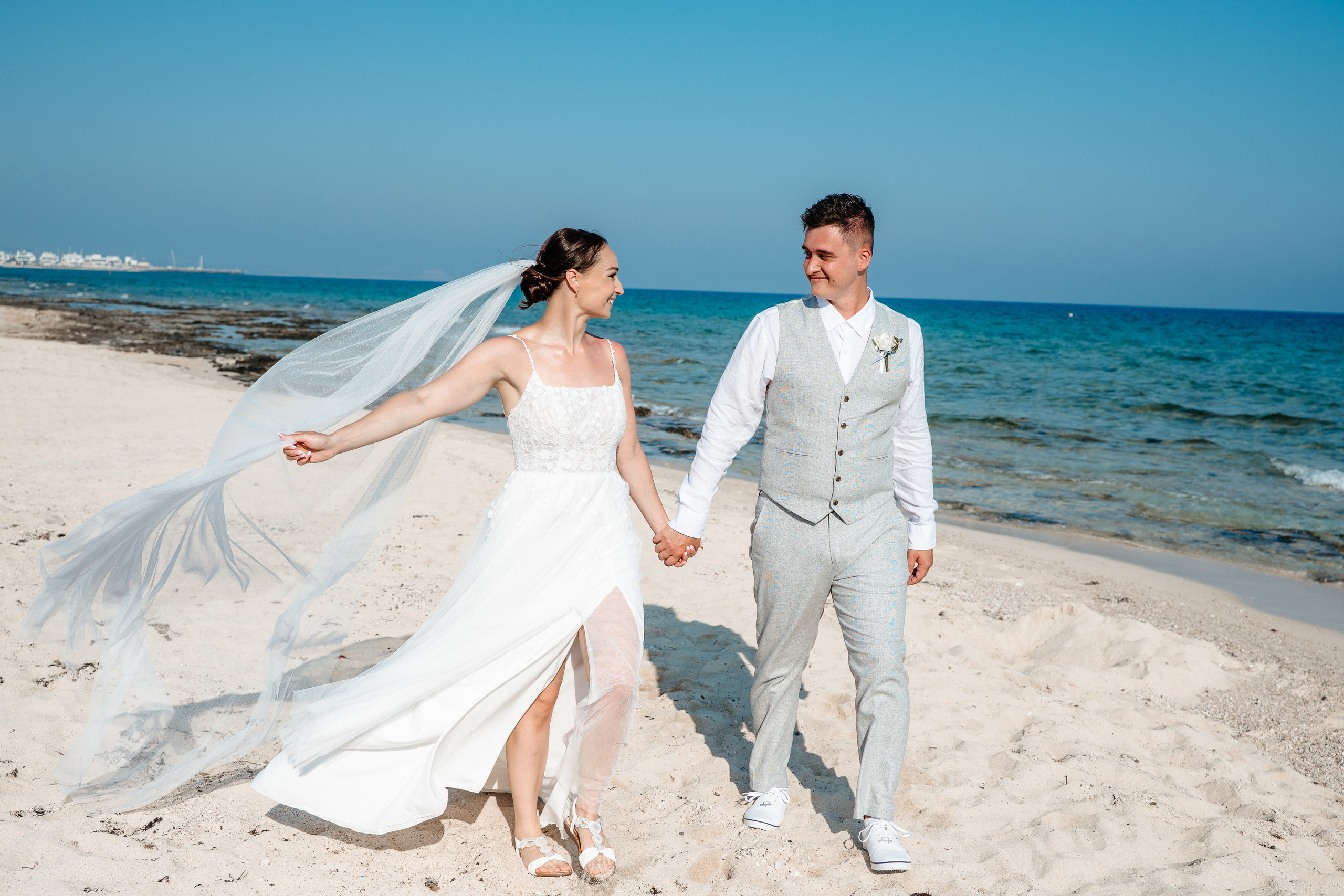 Sirens beach ceremony. AdrianOltean.wfolio.pro