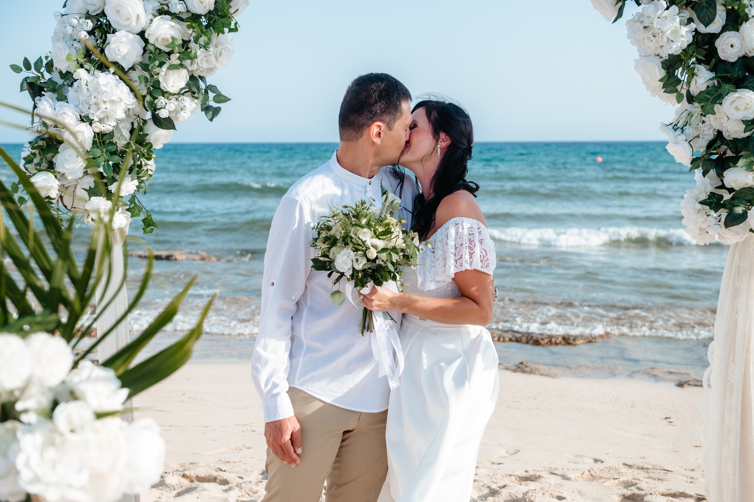 Sirens beach ceremony. AdrianOltean.wfolio.pro