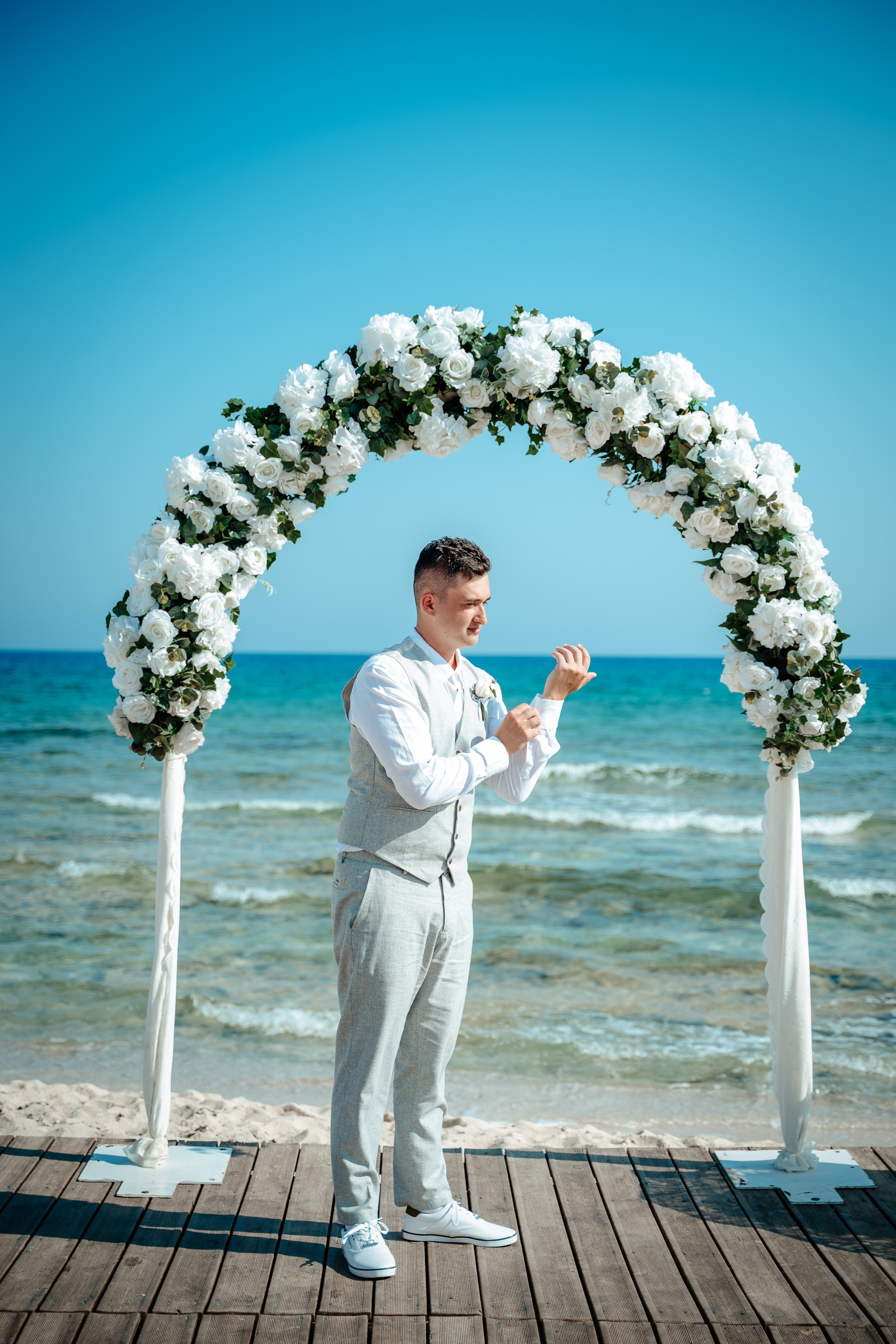 Sirens beach ceremony. AdrianOltean.wfolio.pro