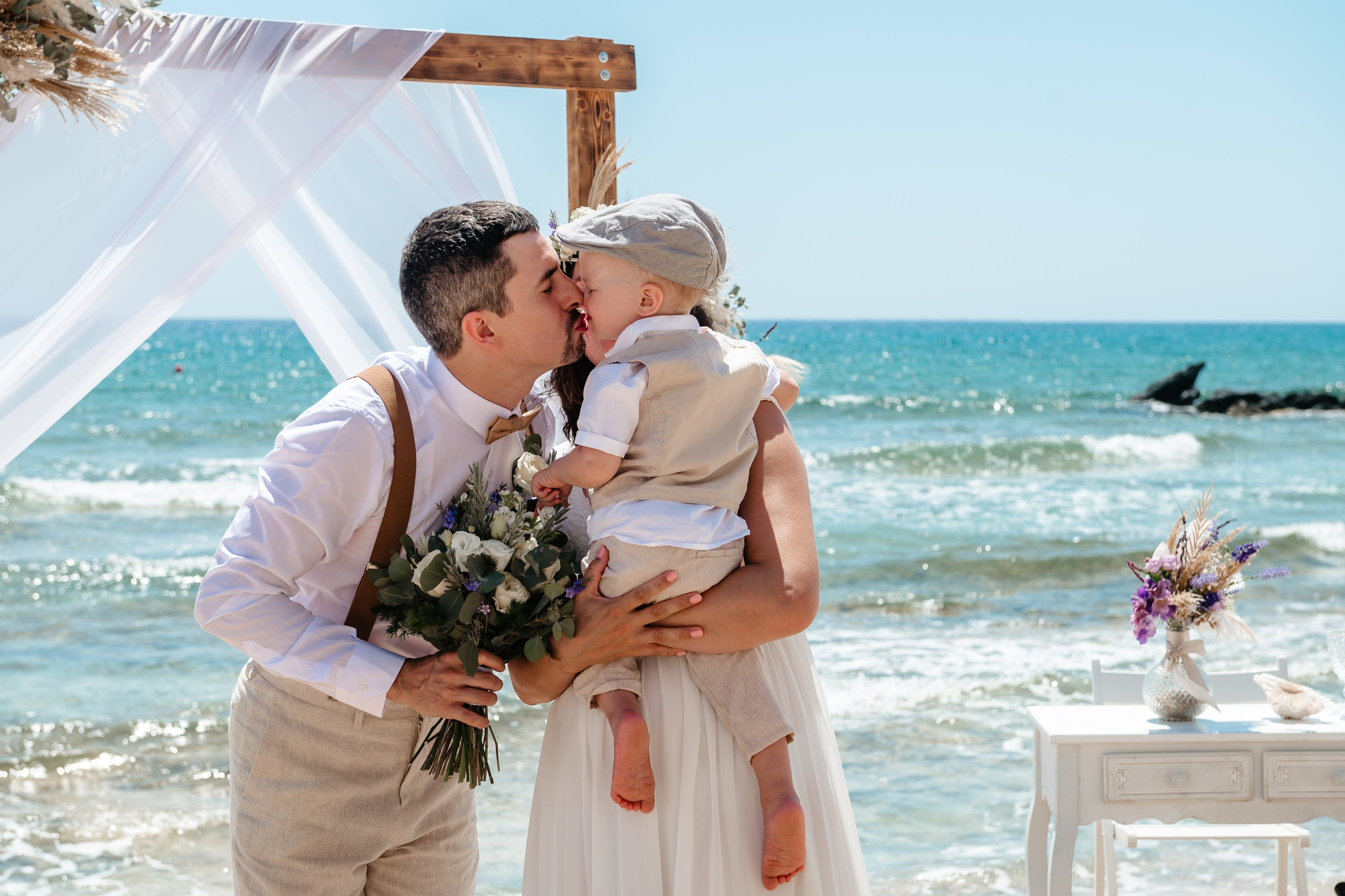 Sirens beach ceremony. AdrianOltean.wfolio.pro