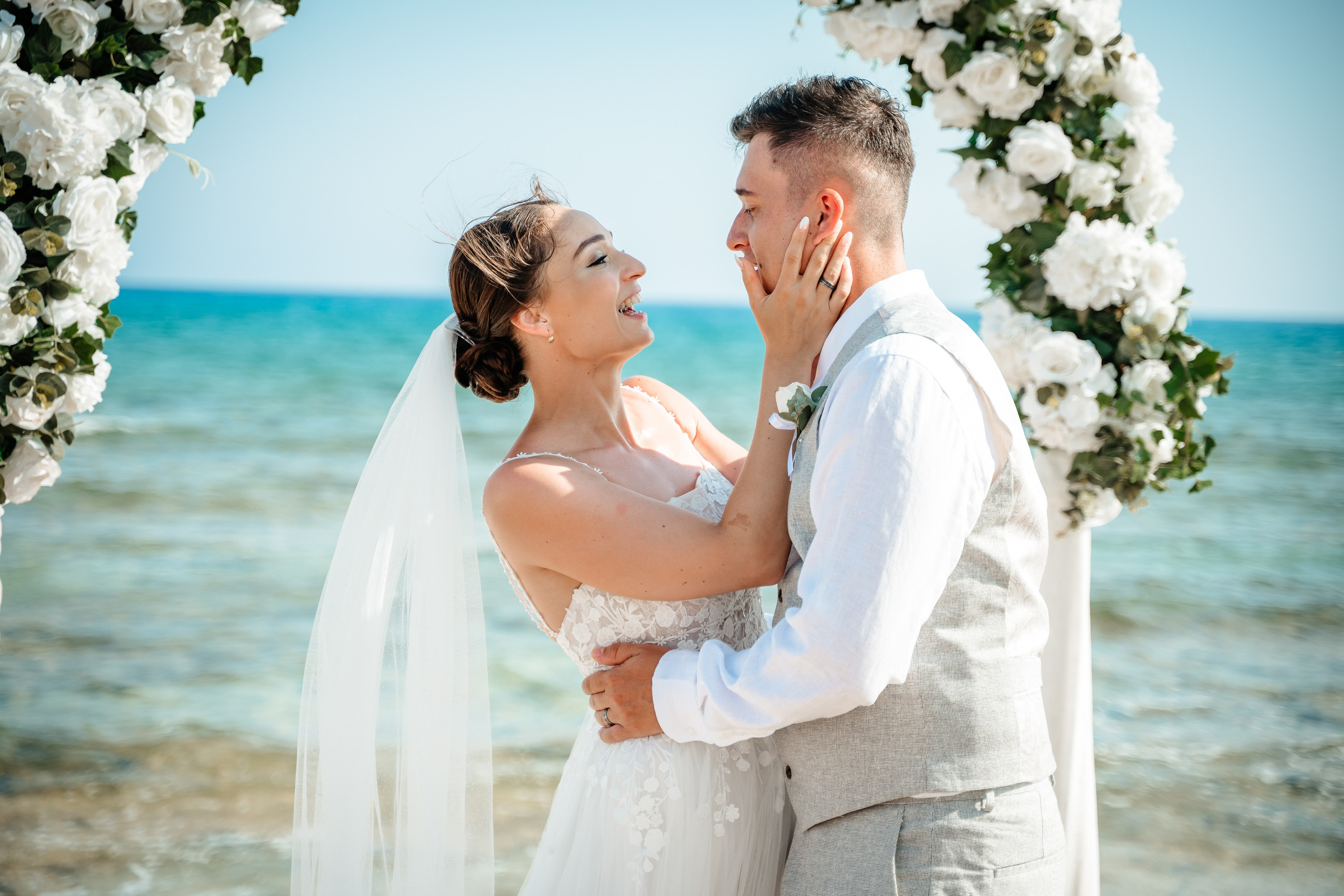 Sirens beach ceremony. AdrianOltean.wfolio.pro